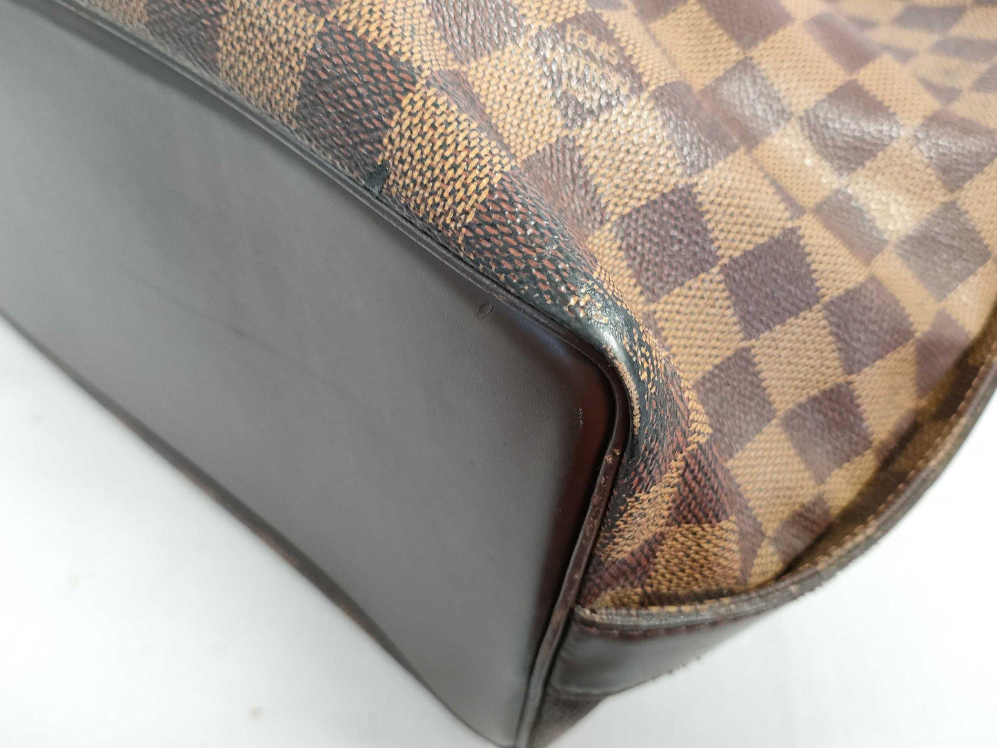 LOUIS VUITTON N51119 Damier Chelsea Handbag