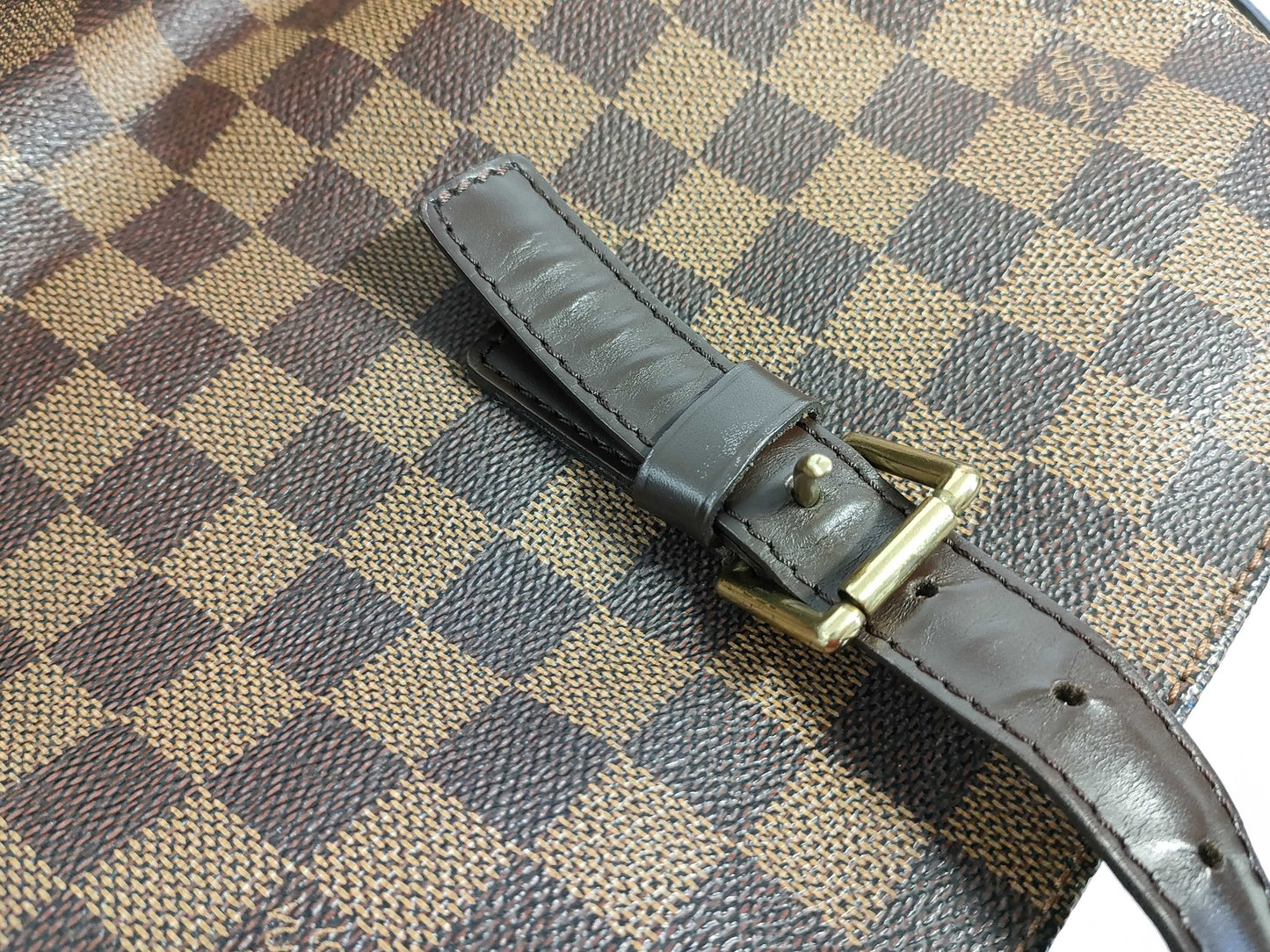 LOUIS VUITTON N51119 Damier Chelsea Handbag
