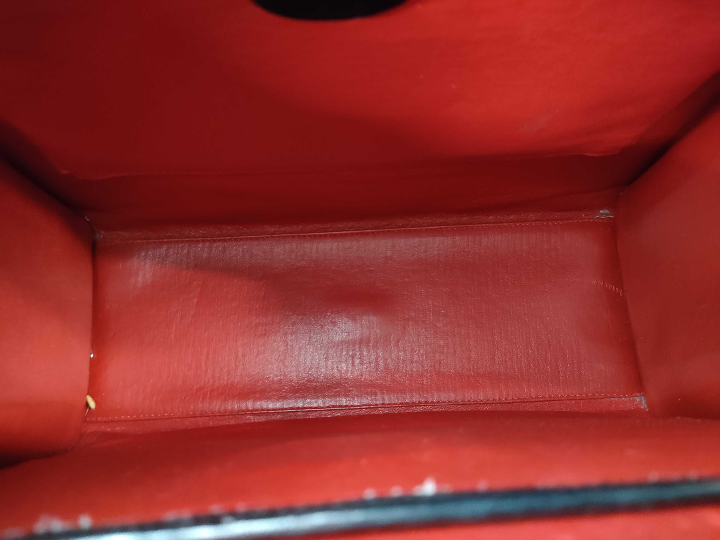 GUCCI 000.256.0192 2-Way Handbag with Stitching, Ladylock Handbag
