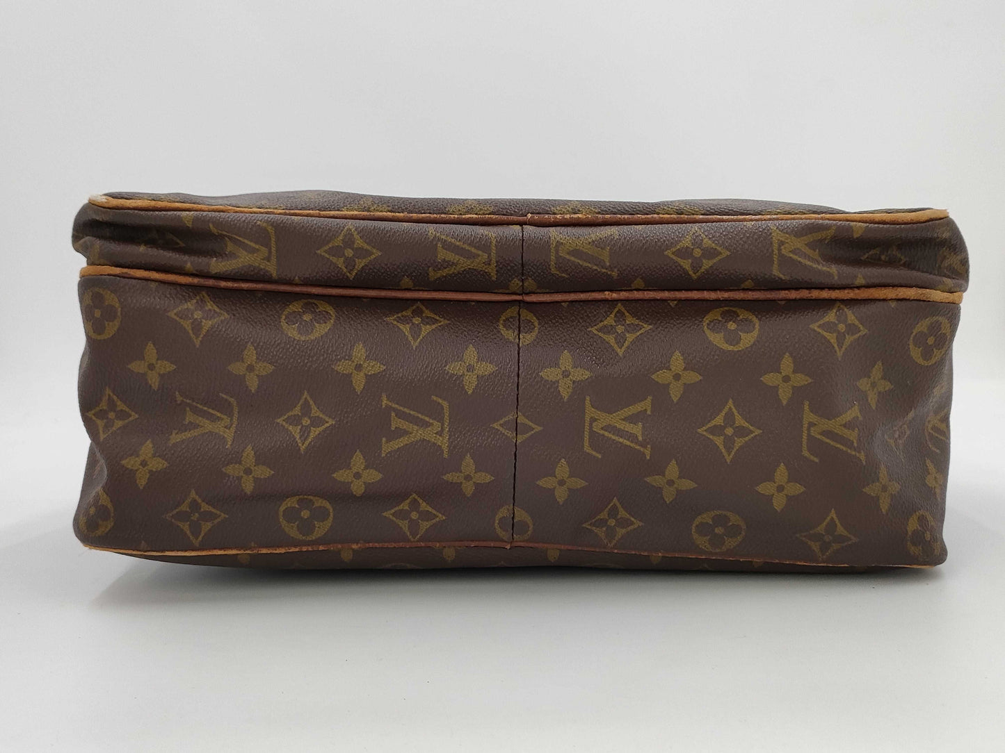 LOUIS VUITTON Monogram Nile Shoulder Bag