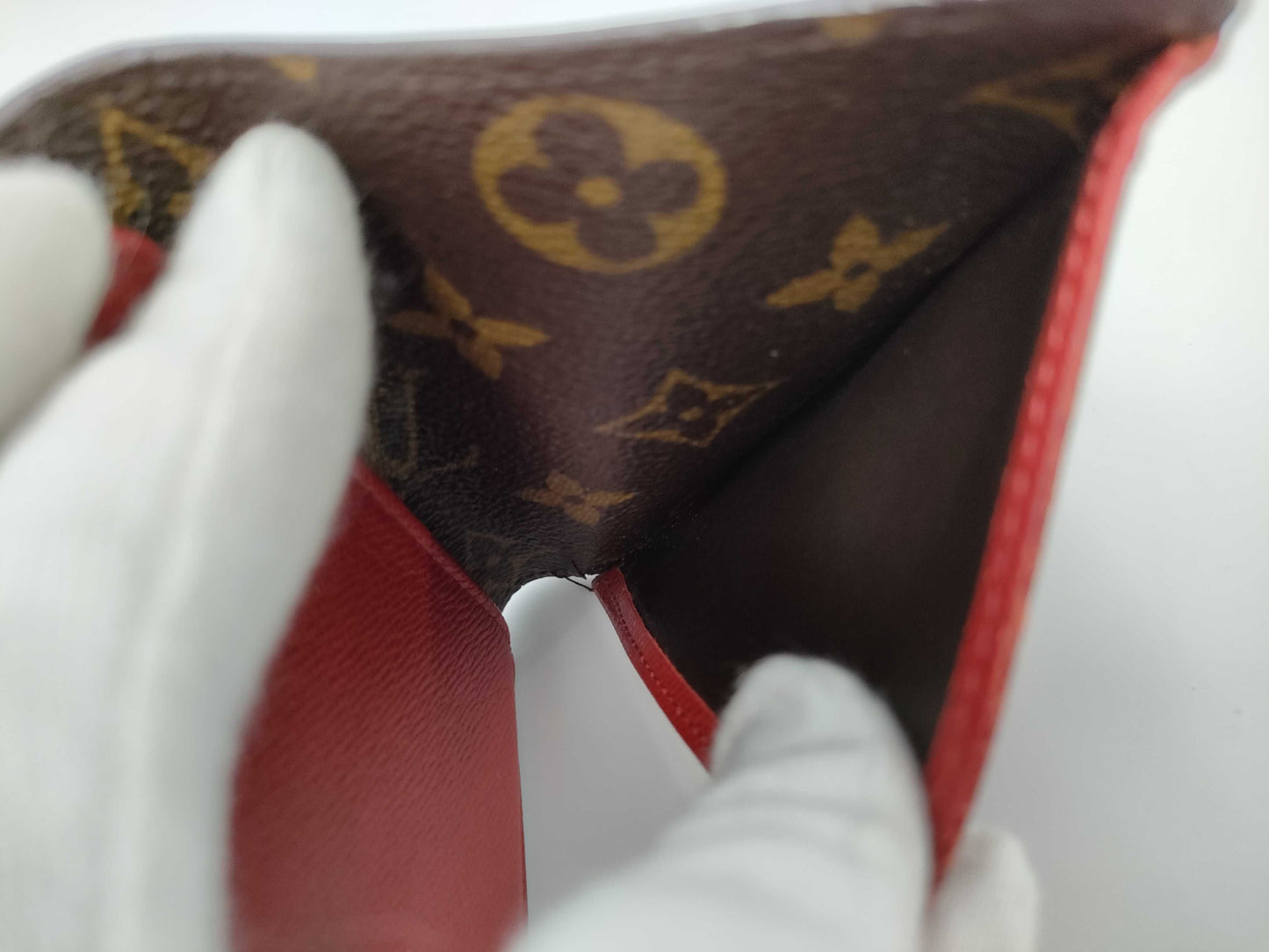 LOUIS VUITTON Monogram Empreinte Compact Wallet