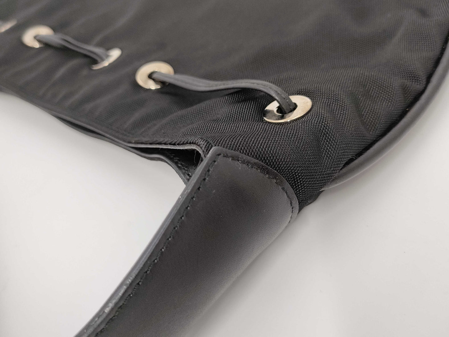 GUCCI Black Canvas Shoulder Bag