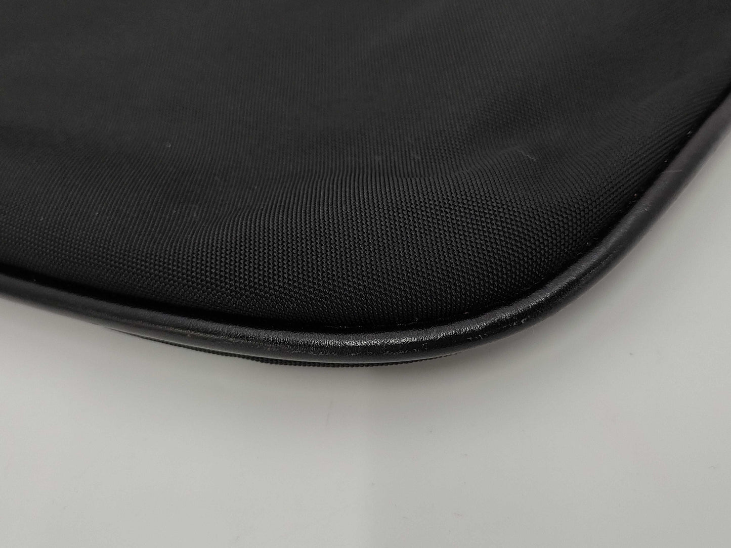 GUCCI Black Canvas Shoulder Bag