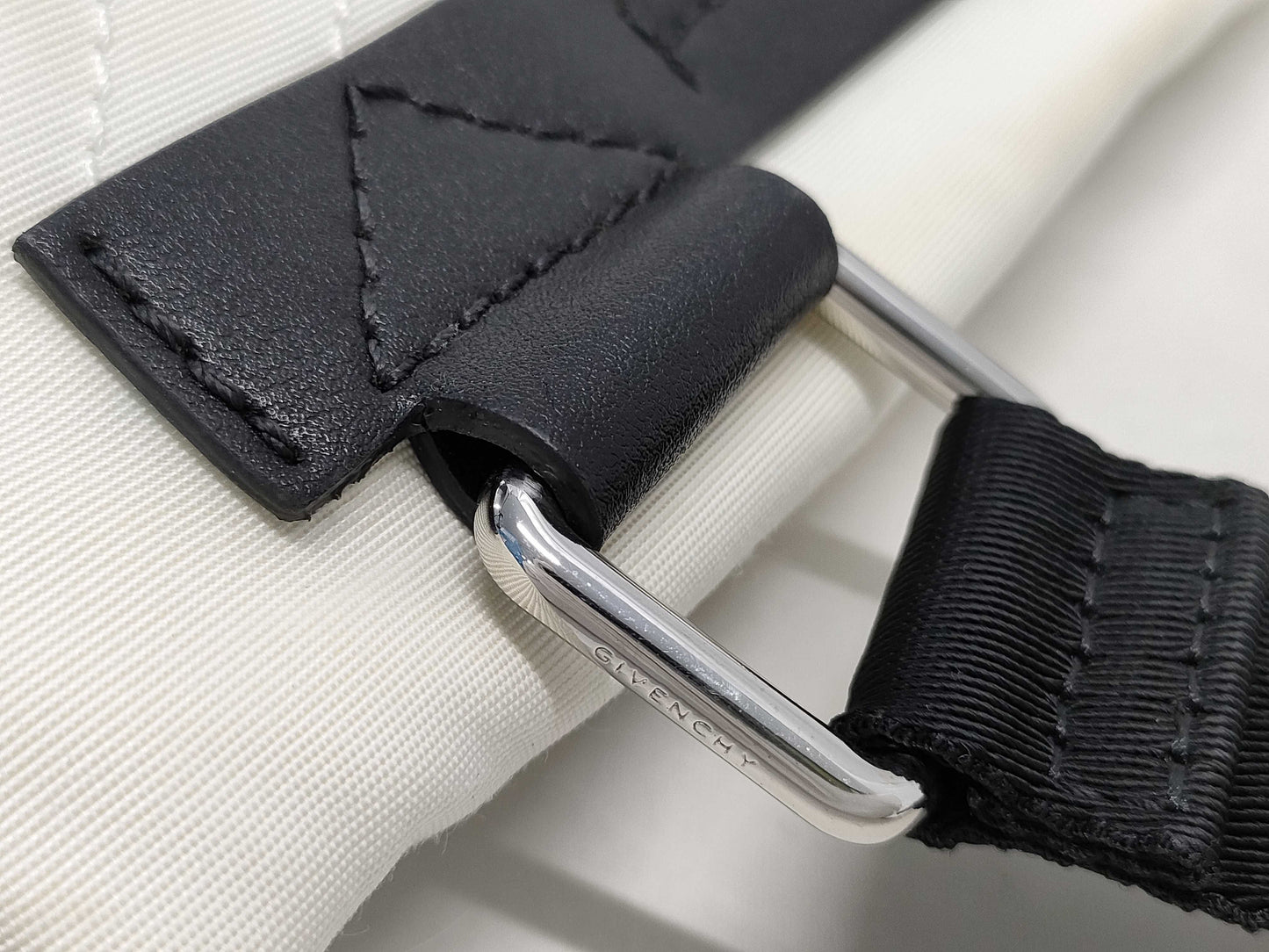 GIVENCHY Shoulder Bag Shoulder Bag