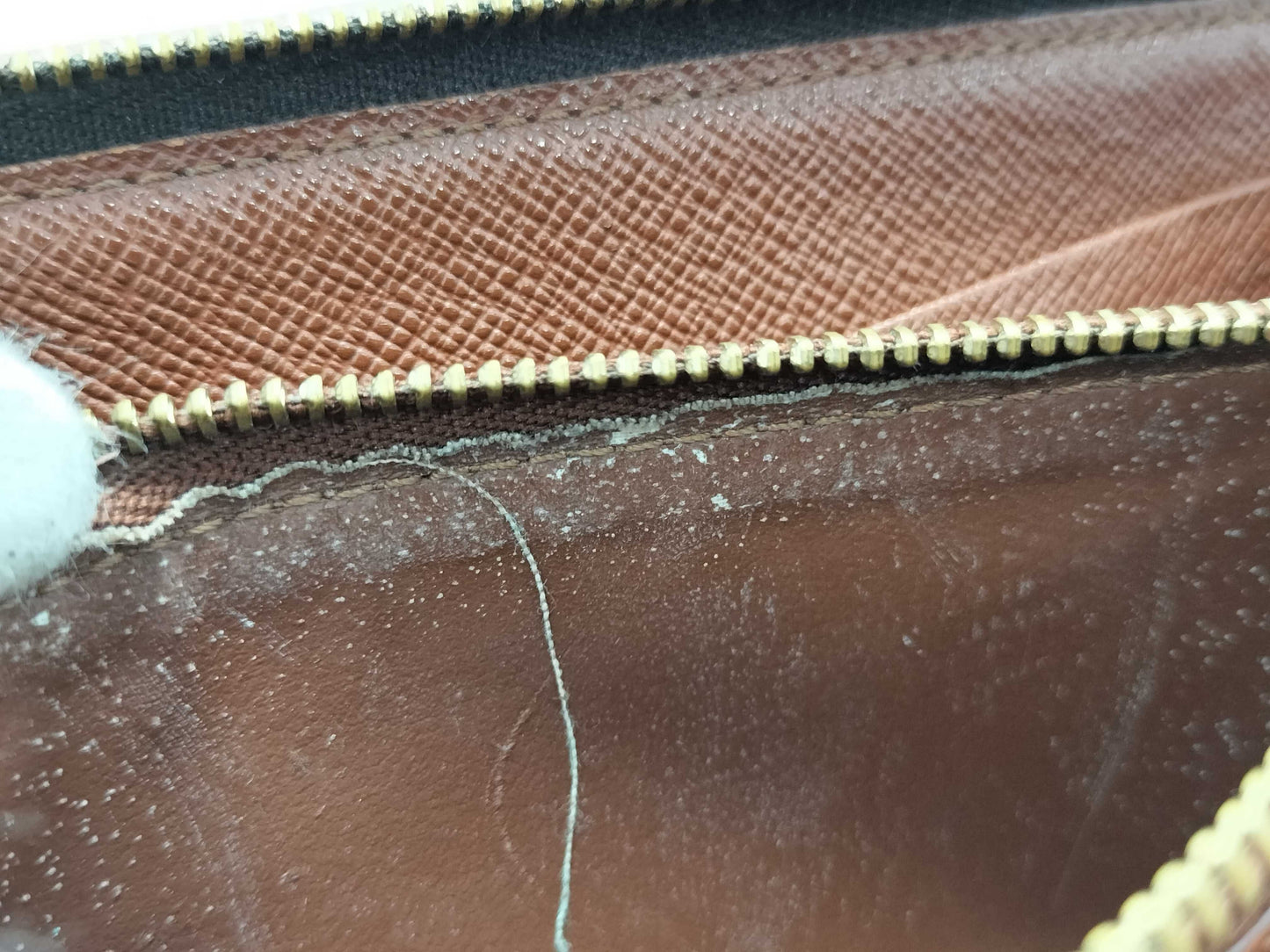 LOUIS VUITTON Monogram Wallet