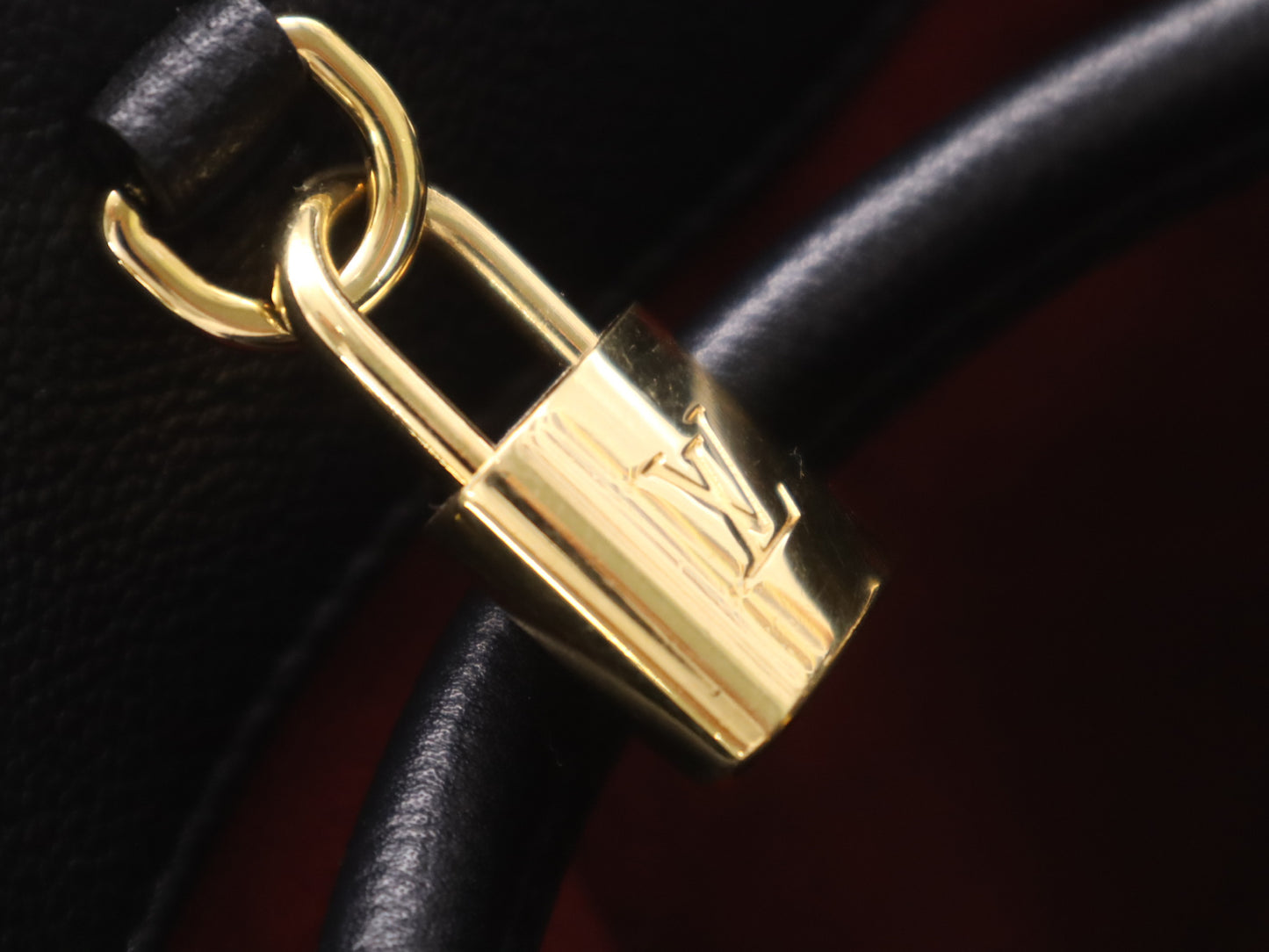 LOUIS VUITTON M45499 Empreinte Montaigne MM Shoulder Bag in Noir and Beige with Poignier Crochet Shoulder Strap, RFID Verified