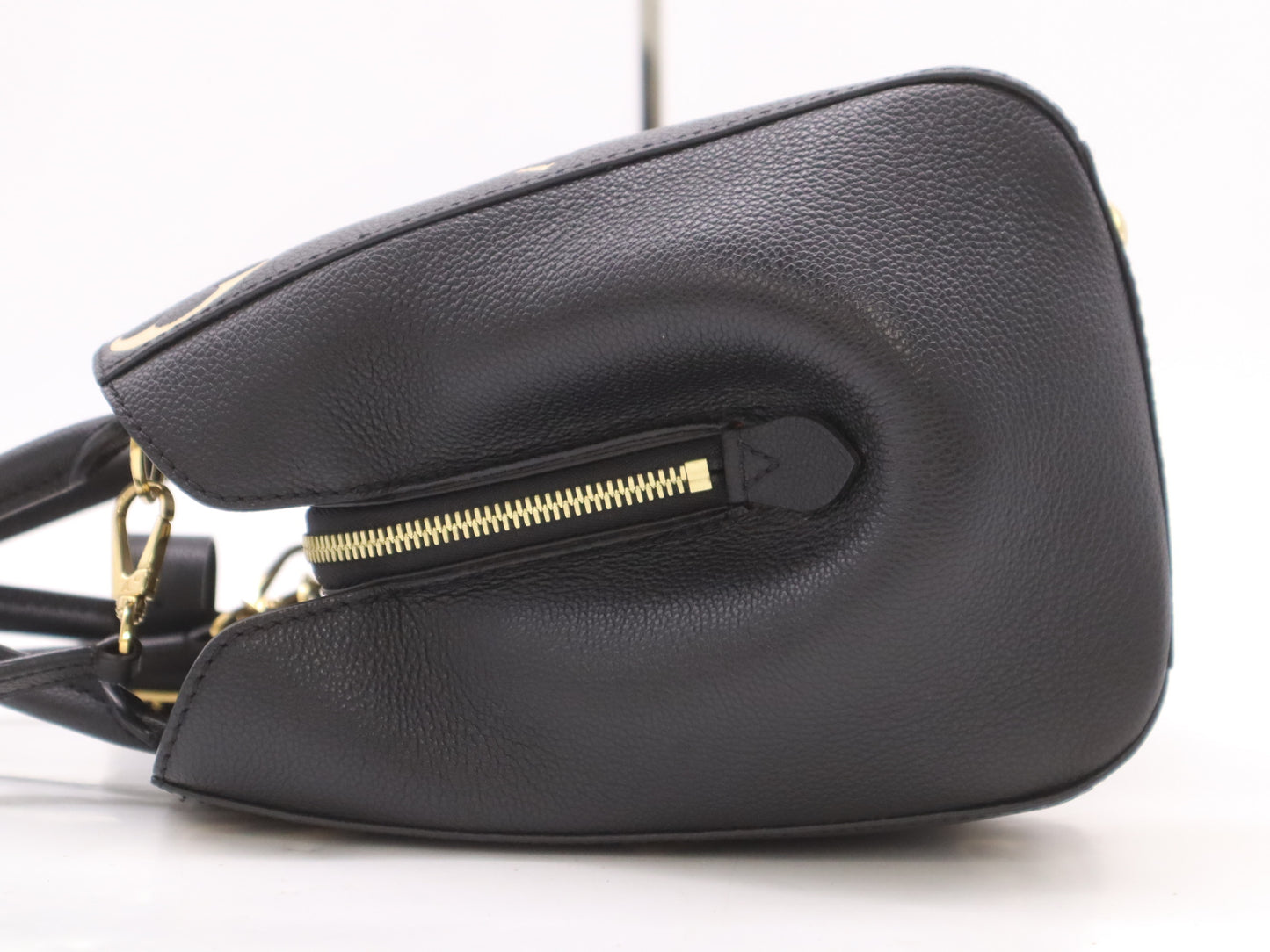 LOUIS VUITTON M45499 Empreinte Montaigne MM Shoulder Bag in Noir and Beige with Poignier Crochet Shoulder Strap, RFID Verified