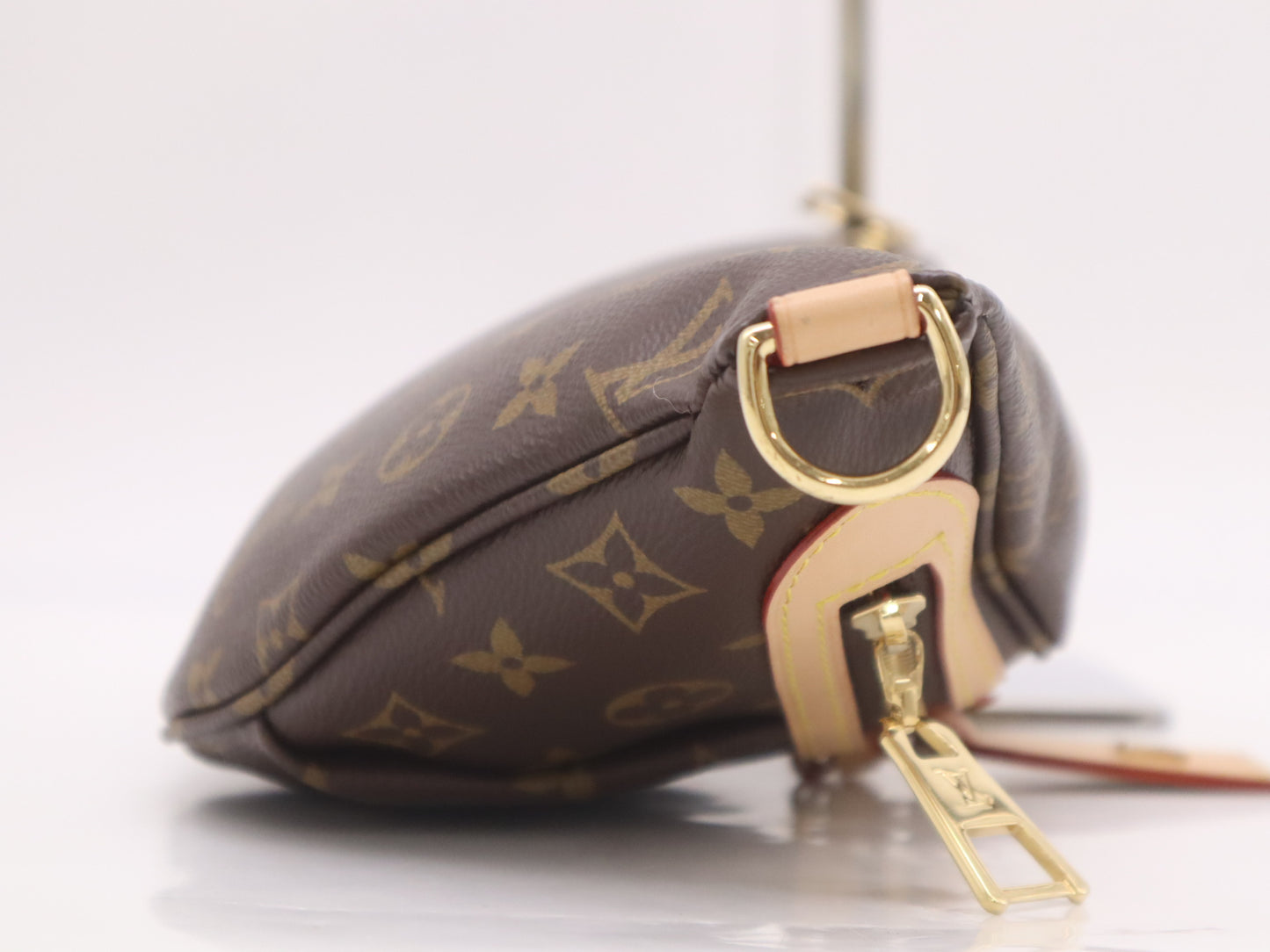 LOUIS VUITTON M46784 Monogram High Rise Waist Bag RFID Enabled