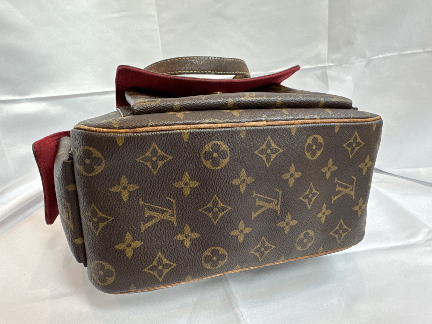 LOUIS VUITTON Excentricite Handbag