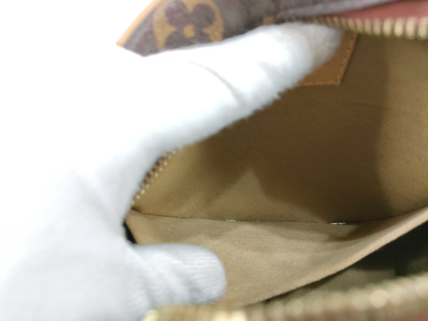 LOUIS VUITTON M 45578 Monogram LOUIS VUITTON Boite Chapeau Souple PM Monogram Shoulder Bag M45578 Shoulder Bag