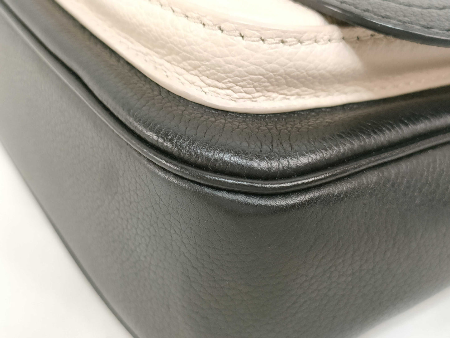 LOUIS VUITTON M21084 LOUIS VUITTON Lockme Tender 2-Way Shoulder Bag M21084 Shoulder Bag
