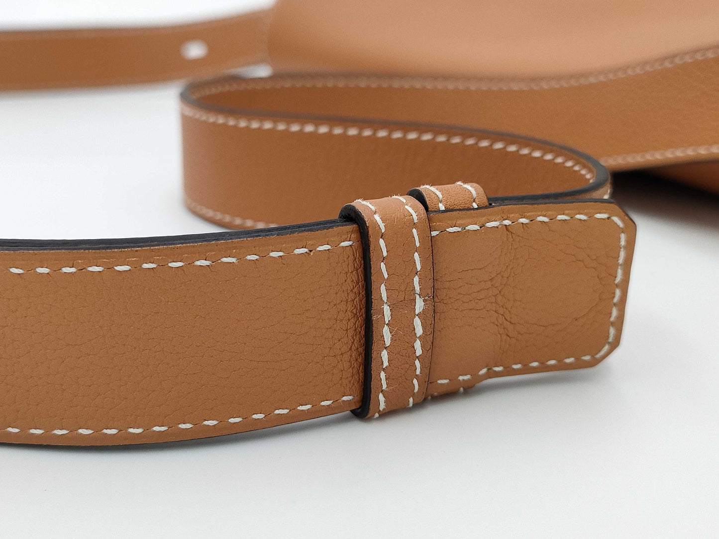 HERMES Opry 24 A engraved shoulder bag