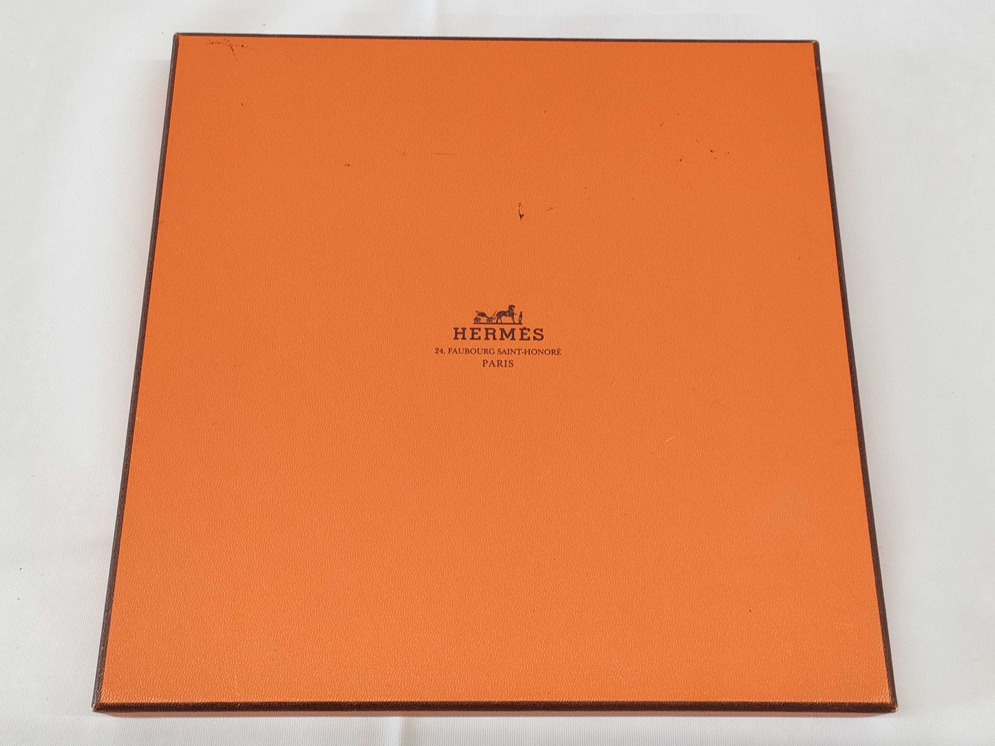 HERMES Carré 90 with tag, Violin, La Musique des spheres, Music of the Spheres, Scarf