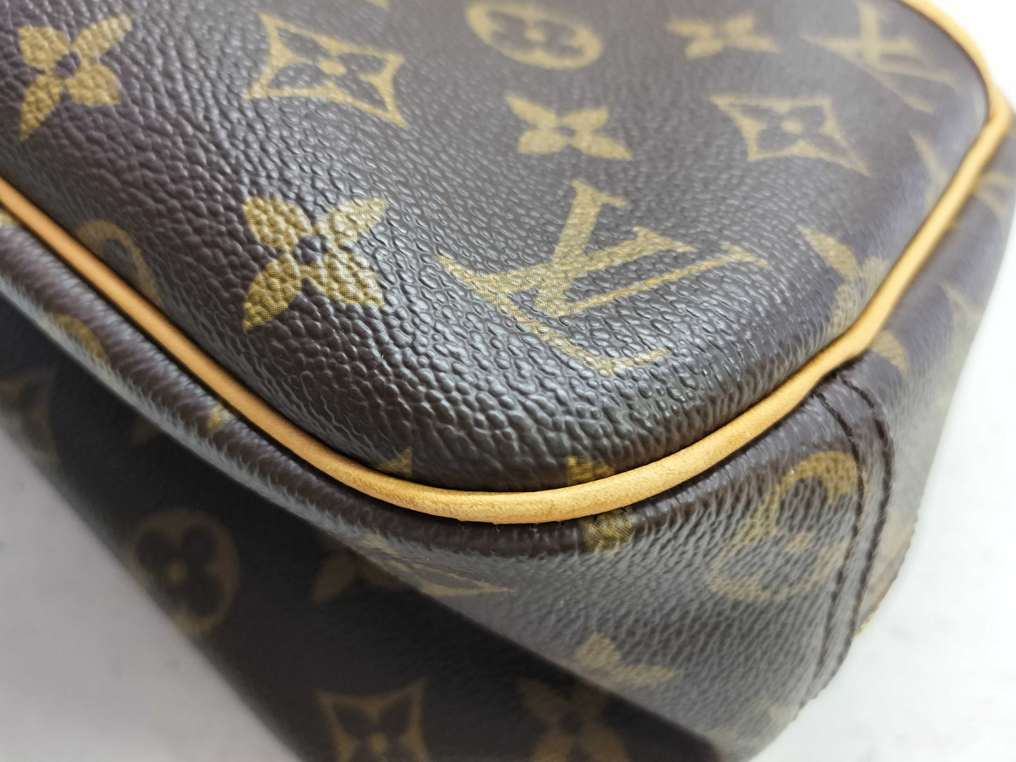 LOUIS VUITTON Monogram Louis Vuitton Bag Handbag