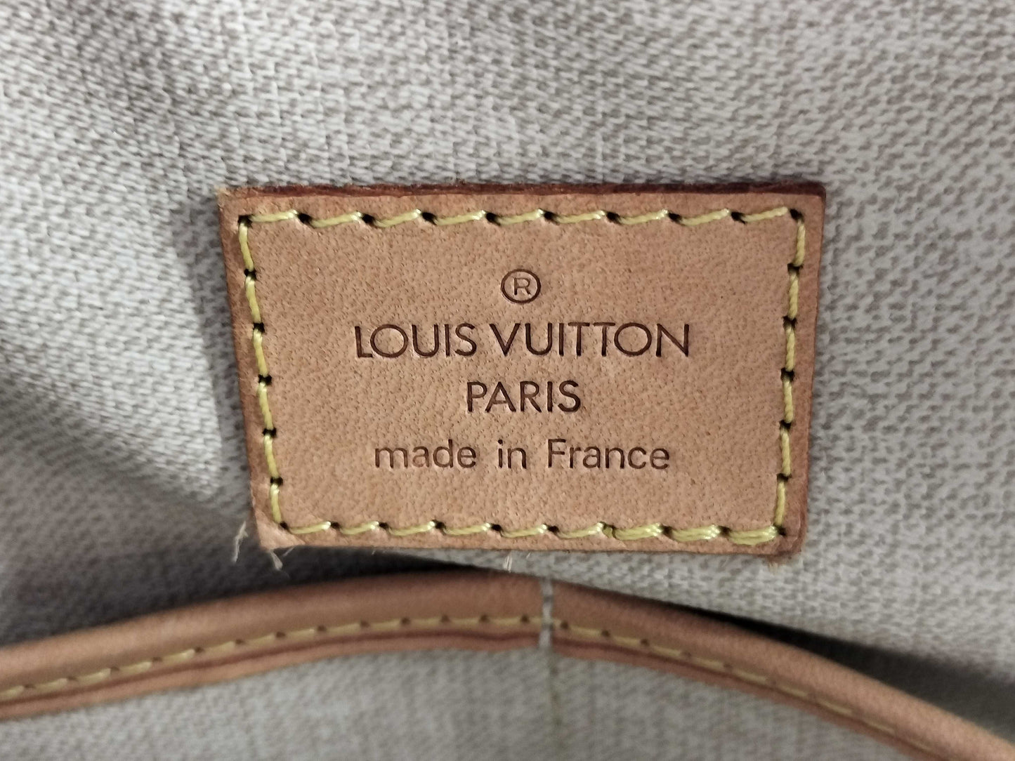 LOUIS VUITTON Monogram Louis Vuitton Bag Handbag