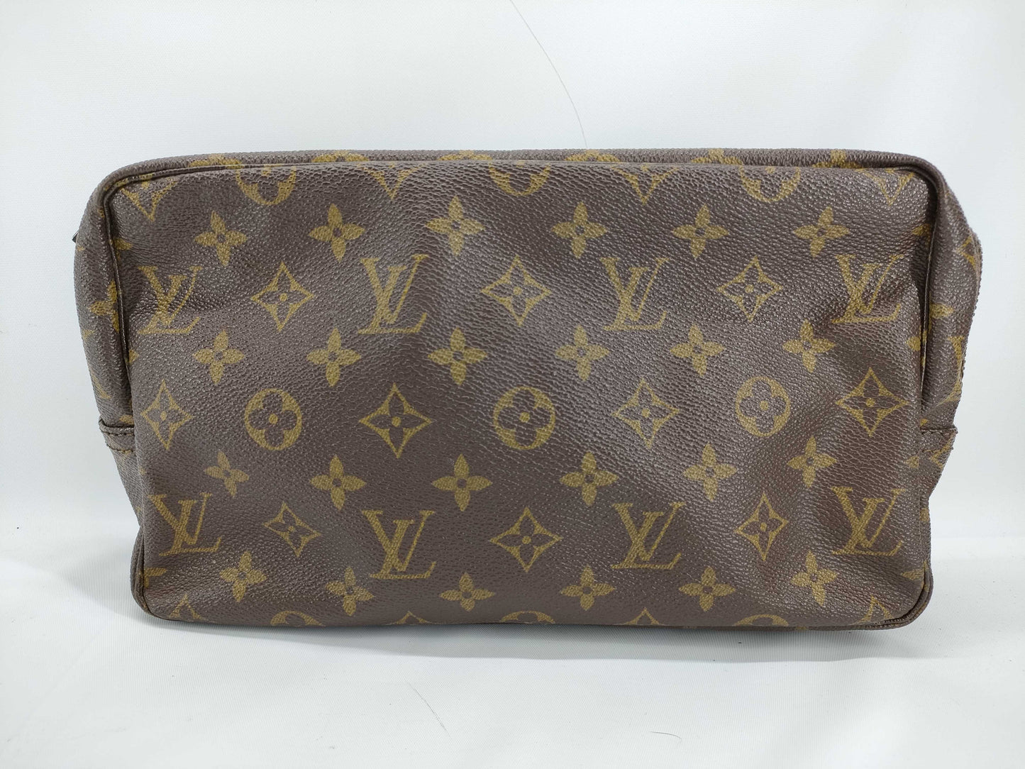 LOUIS VUITTON M47522 Monogram True Towel 28 M47522 Pouch