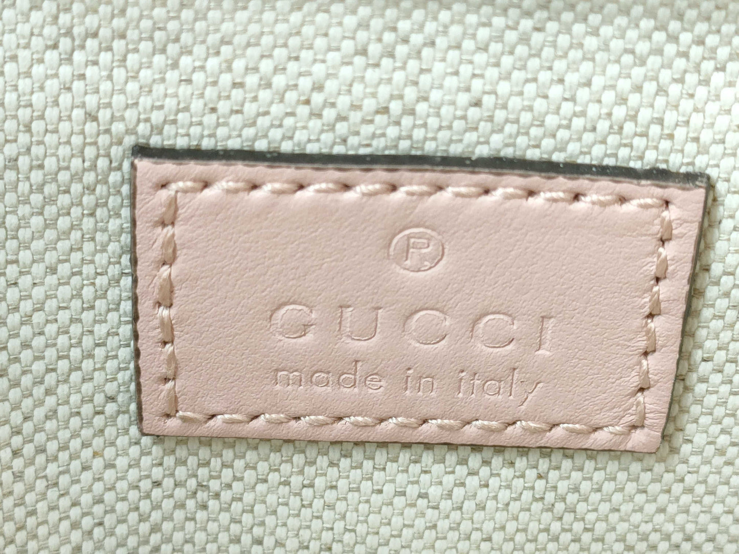 GUCCI GG Matelasse Handbag with Strap
