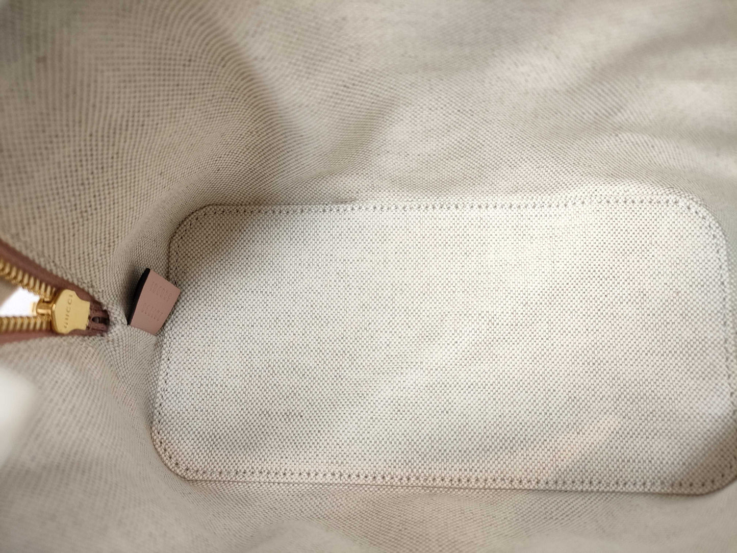 GUCCI GG Matelasse Handbag with Strap