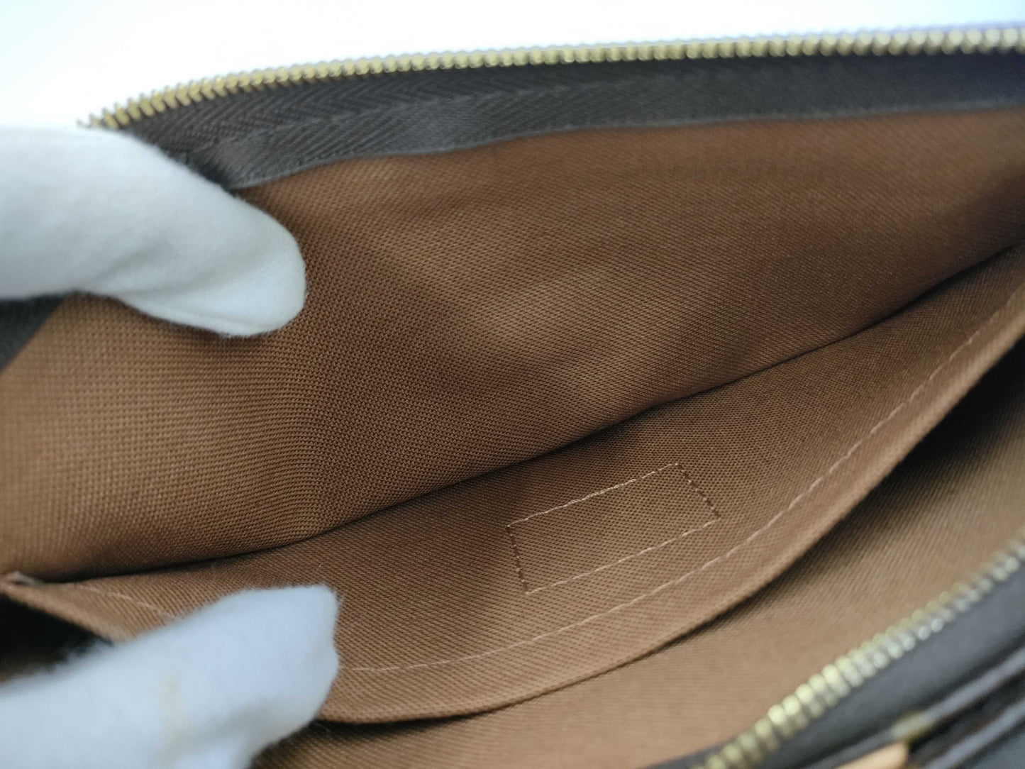 LOUIS VUITTON Louis Vuitton Monogram Shoulder Bag