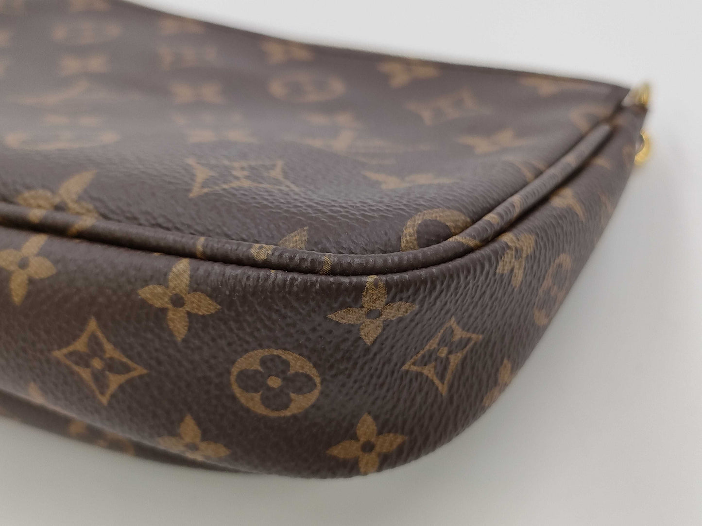 LOUIS VUITTON Louis Vuitton Monogram Shoulder Bag