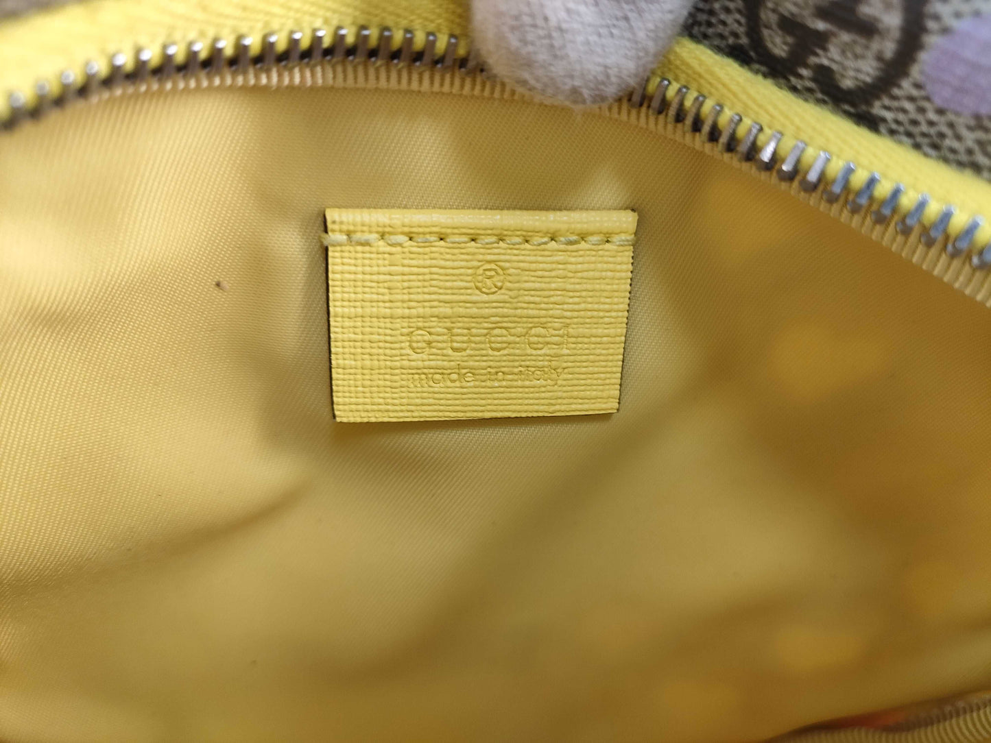 GUCCI QT - Gucci GG Supreme Monogram Hearts Belt Bag Beige Ebony Multicolor Freesia Waist Bag