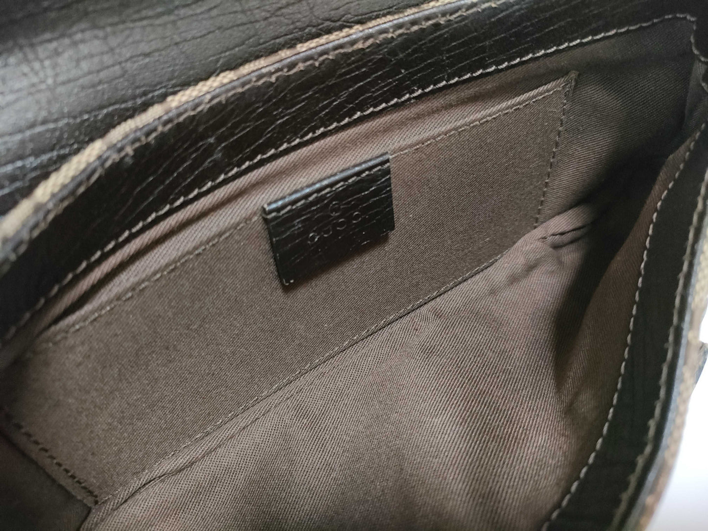 GUCCI GG Canvas Shoulder Bag with Horsebit Hardware and GG Pattern