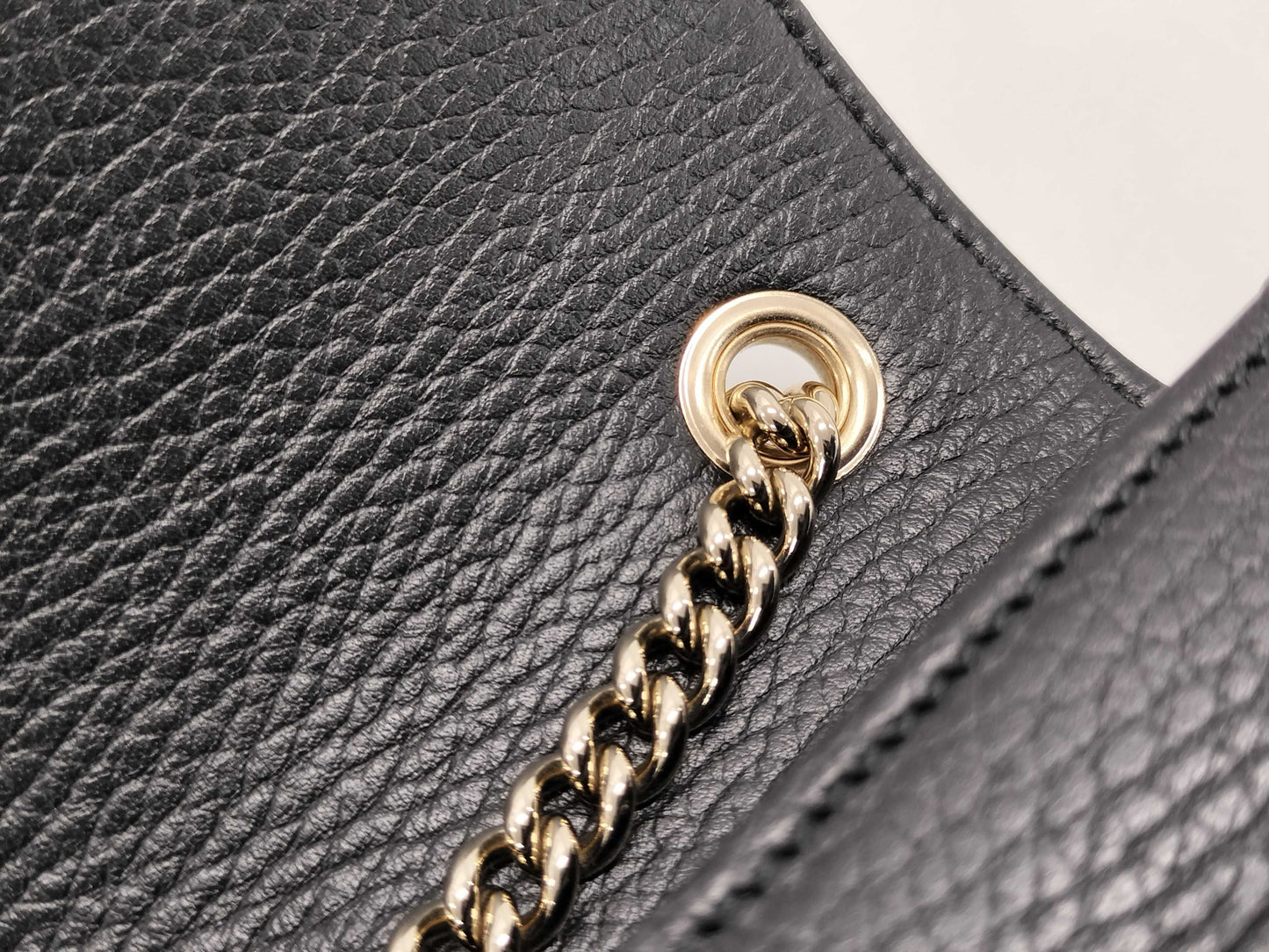 GUCCI GUCCI Chain Shoulder Bag Interlocking G 510304 Black with Gold Hardware and Leather 525040 Shoulder Bag