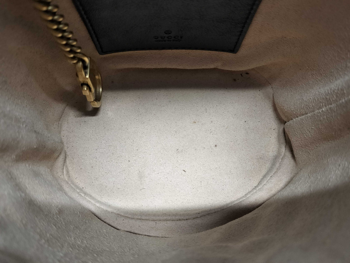 GUCCI GG Marmont Mini Bucket Shoulder Bag 573817 Black Beige with Gold Hardware Leather 525040 Shoulder Bag