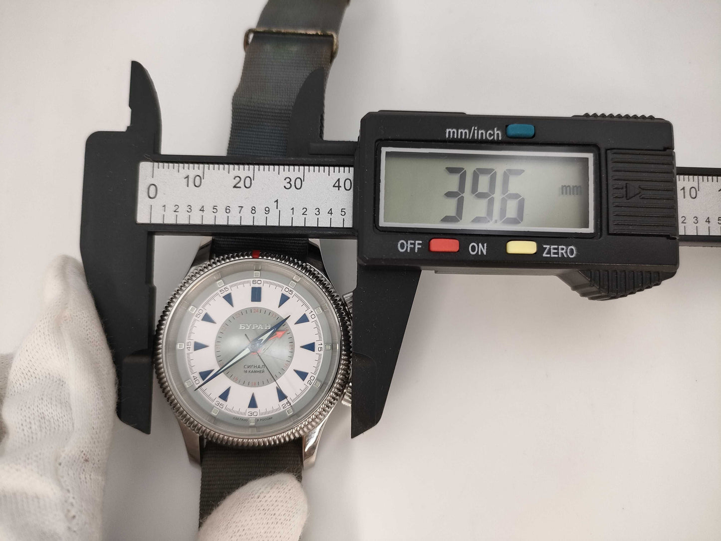 Poljot BYPAH 486/999 Manual Winding Men's Watch