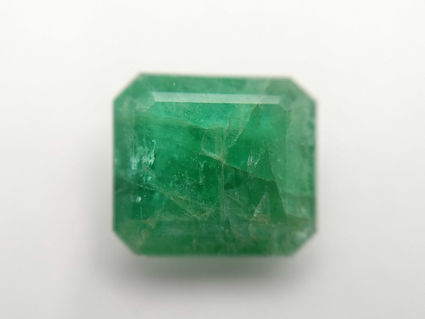 E14.8ct Colored Stone Loose