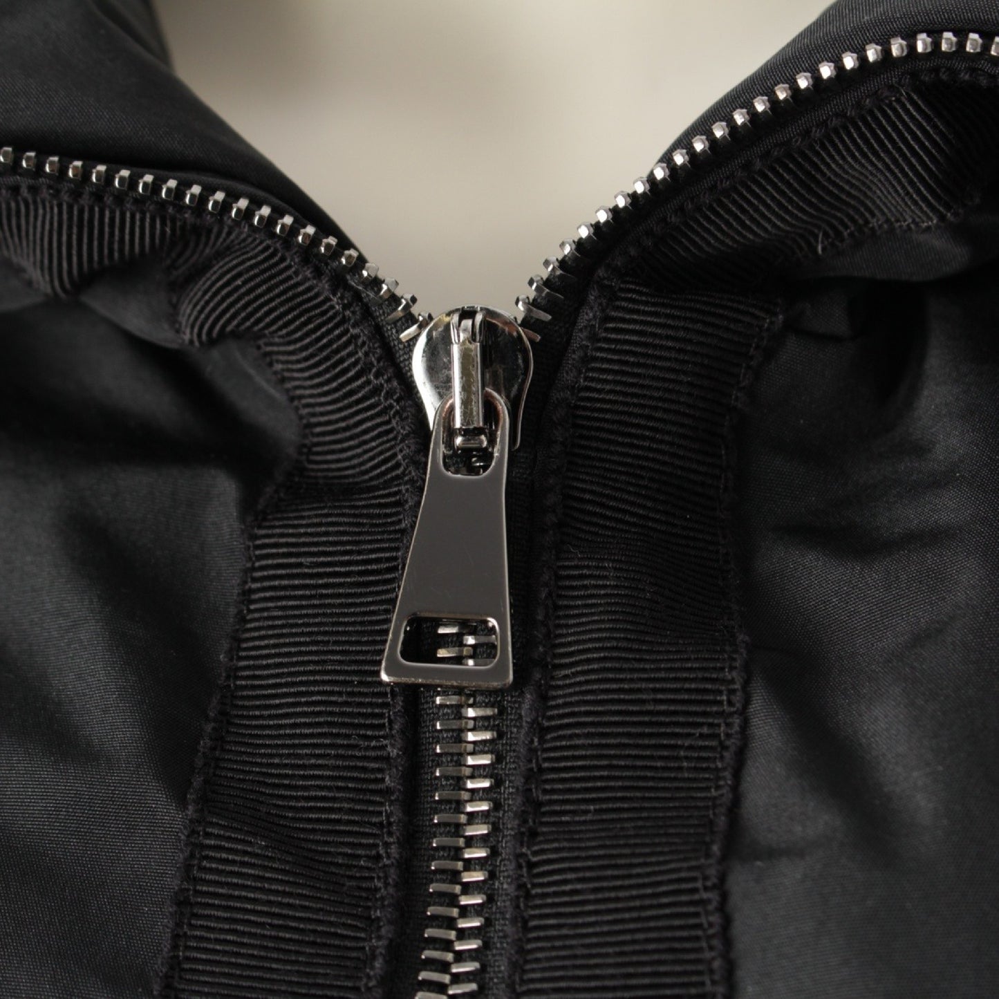 MONCLER ALNUS Down Jacket Coat Black with Hanger 00 Jacket