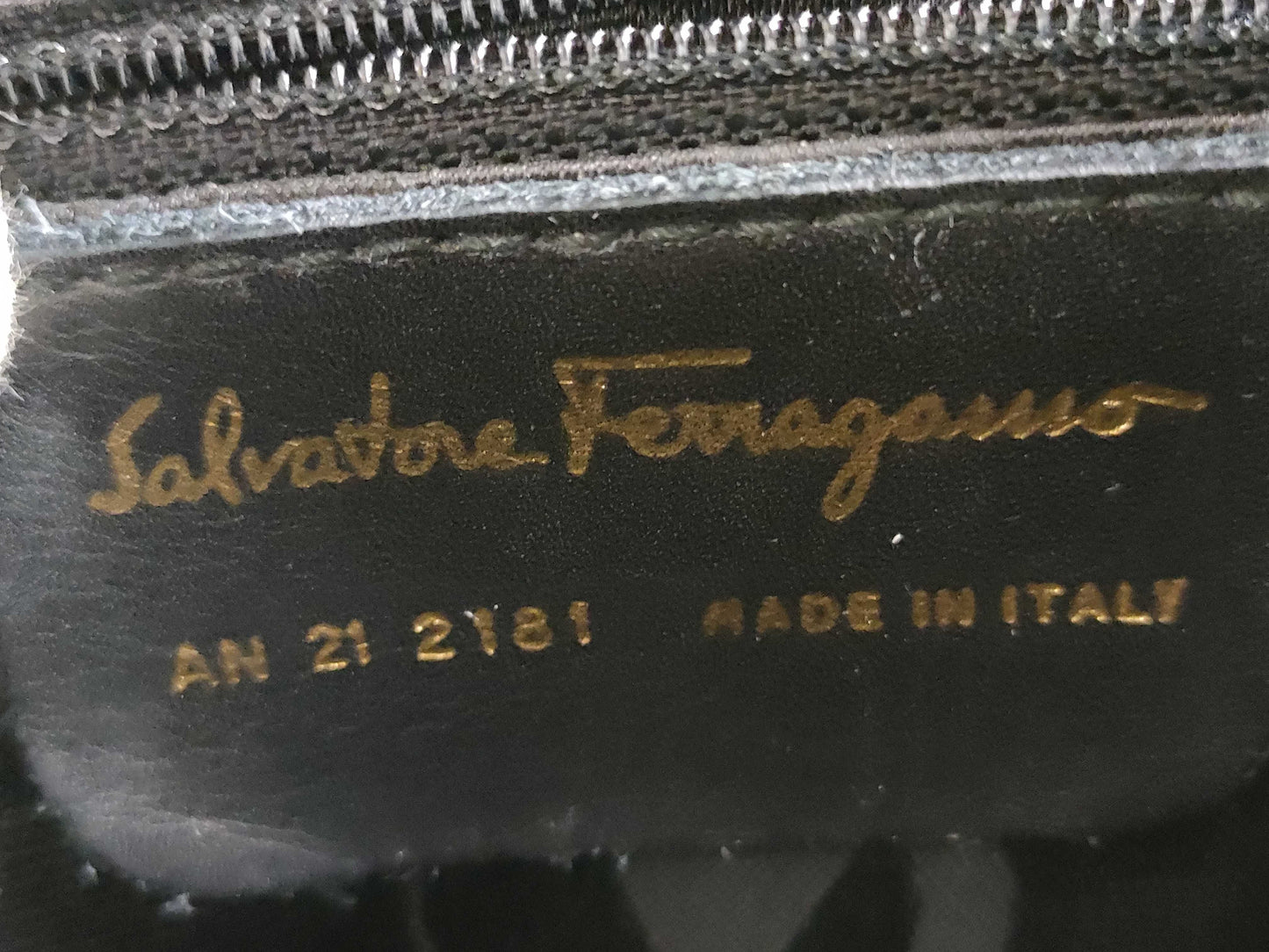 Salvatore Ferragamo Gancini Ferragamo 2-way Gancini Black Handbag