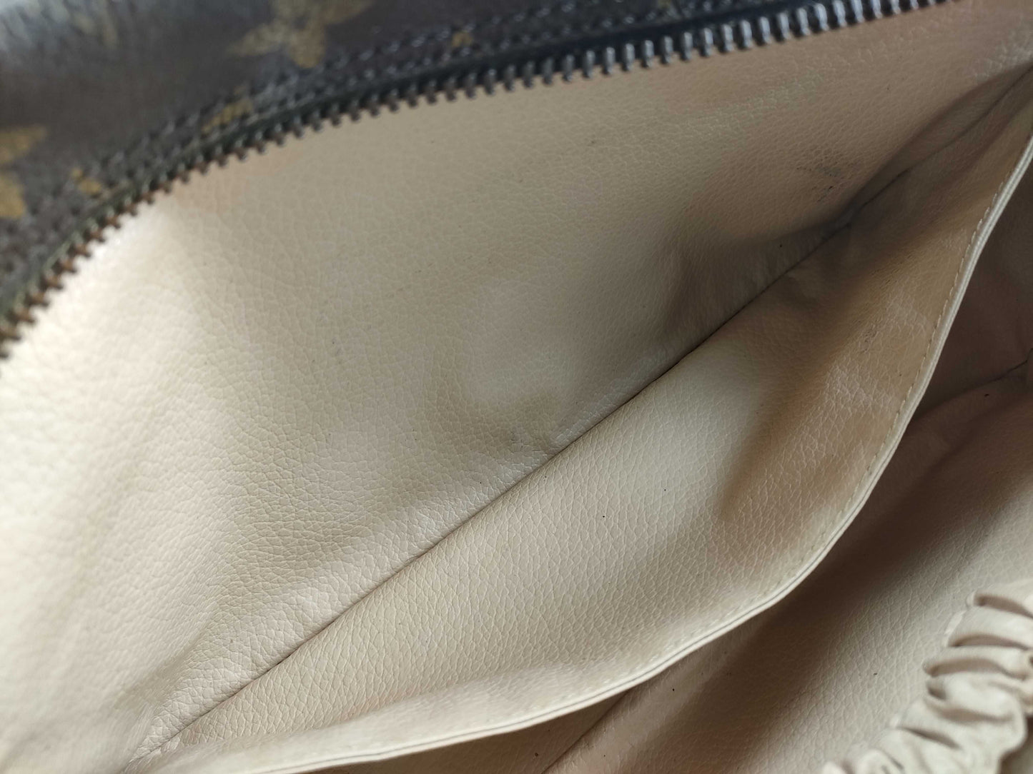 LOUIS VUITTON RFID Unverified 854TH Monogram Louis Vuitton Monogram True Toilet Second Bag