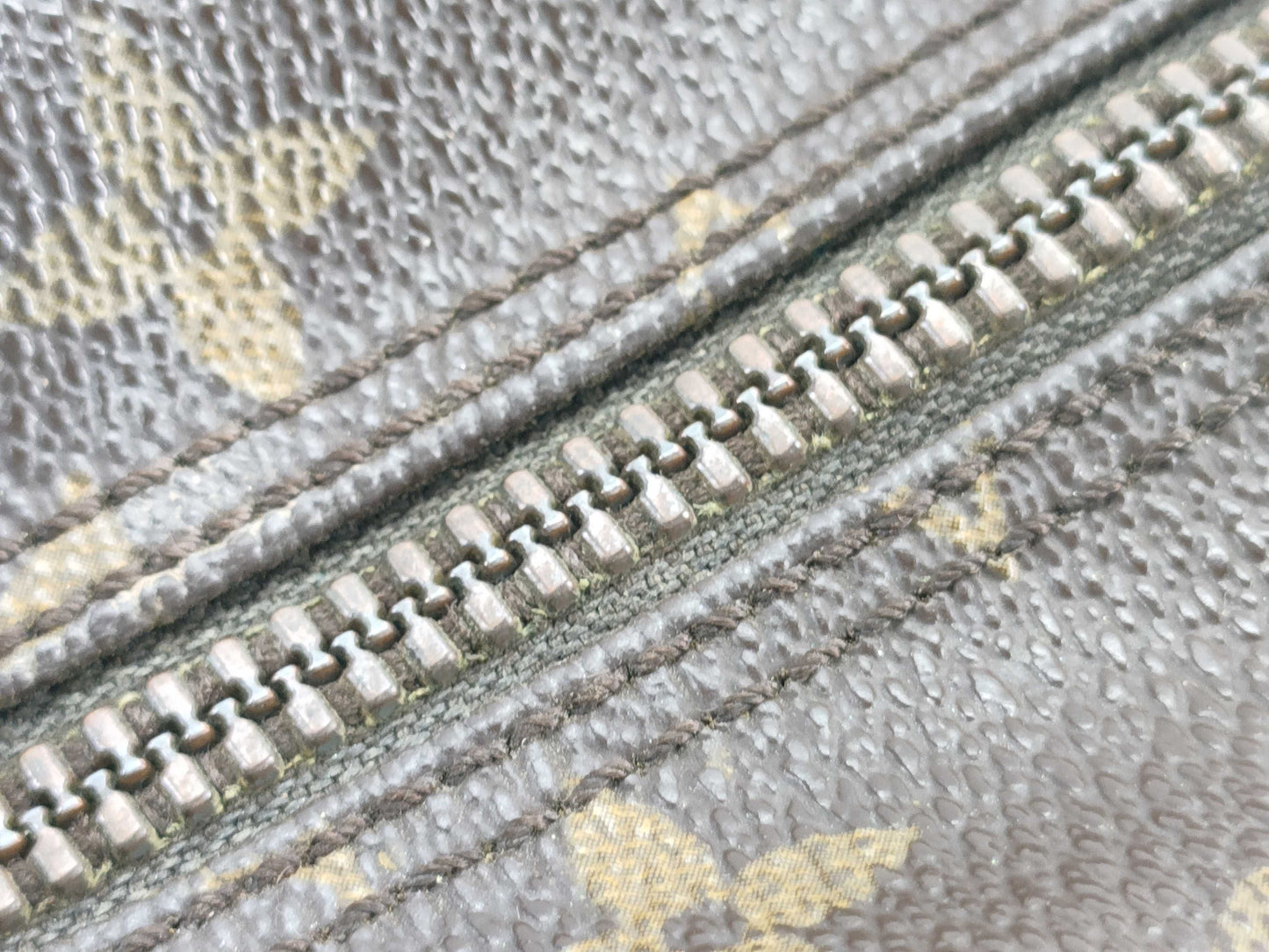 LOUIS VUITTON RFID Unverified 854TH Monogram Louis Vuitton Monogram True Toilet Second Bag