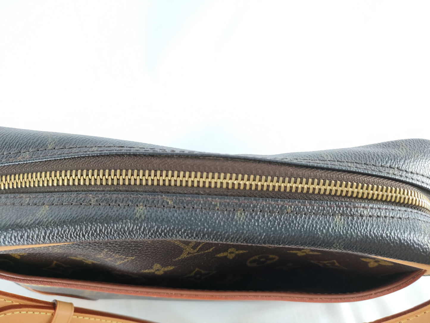 LOUIS VUITTON Monogram Trocadero Shoulder Bag