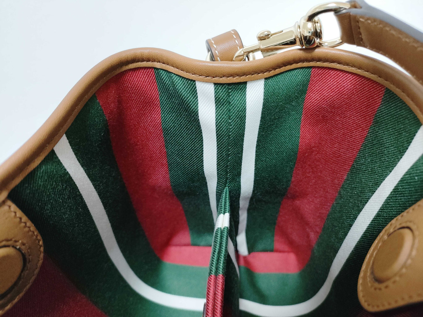 GUCCI GG Supreme 815118 520981/GG Emblem Small Bucket Shoulder Bag