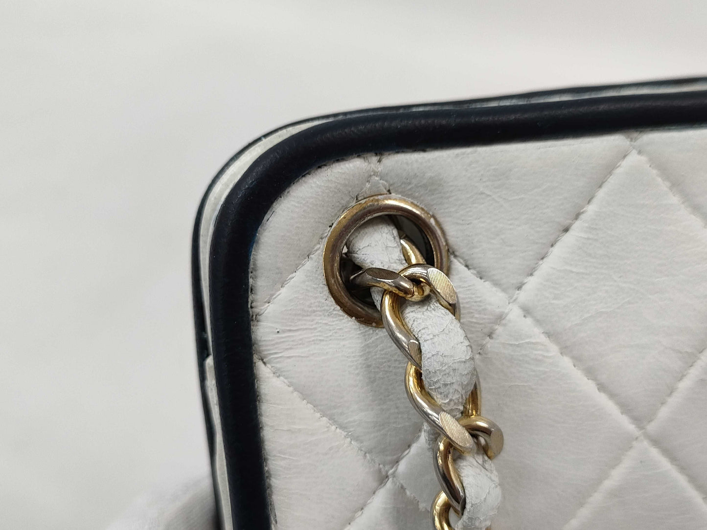 CHANEL Matelasse Two-Tone Shoulder Bag