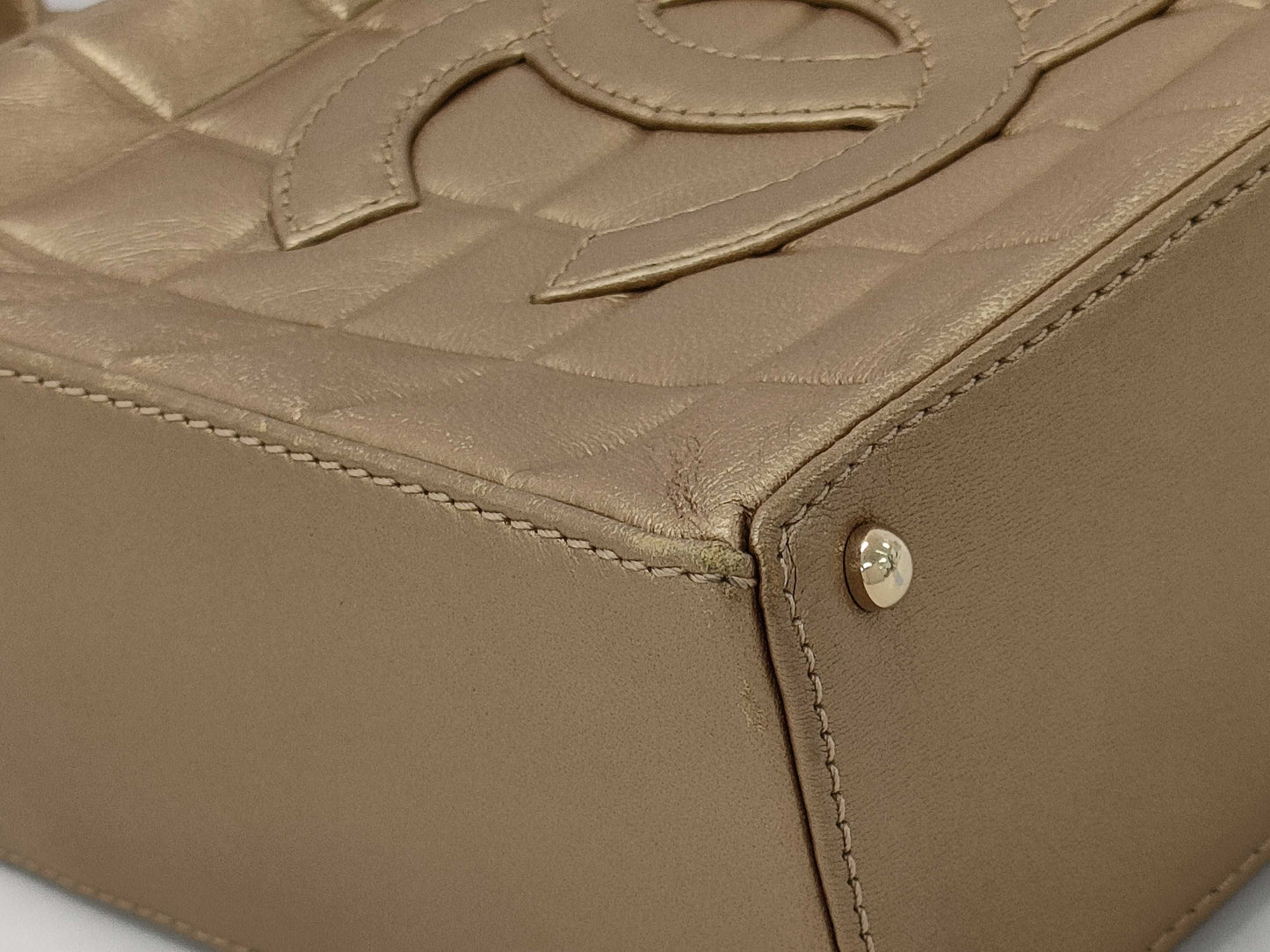 CHANEL Chocolate Bar One-Shoulder Bag with Gold Seal