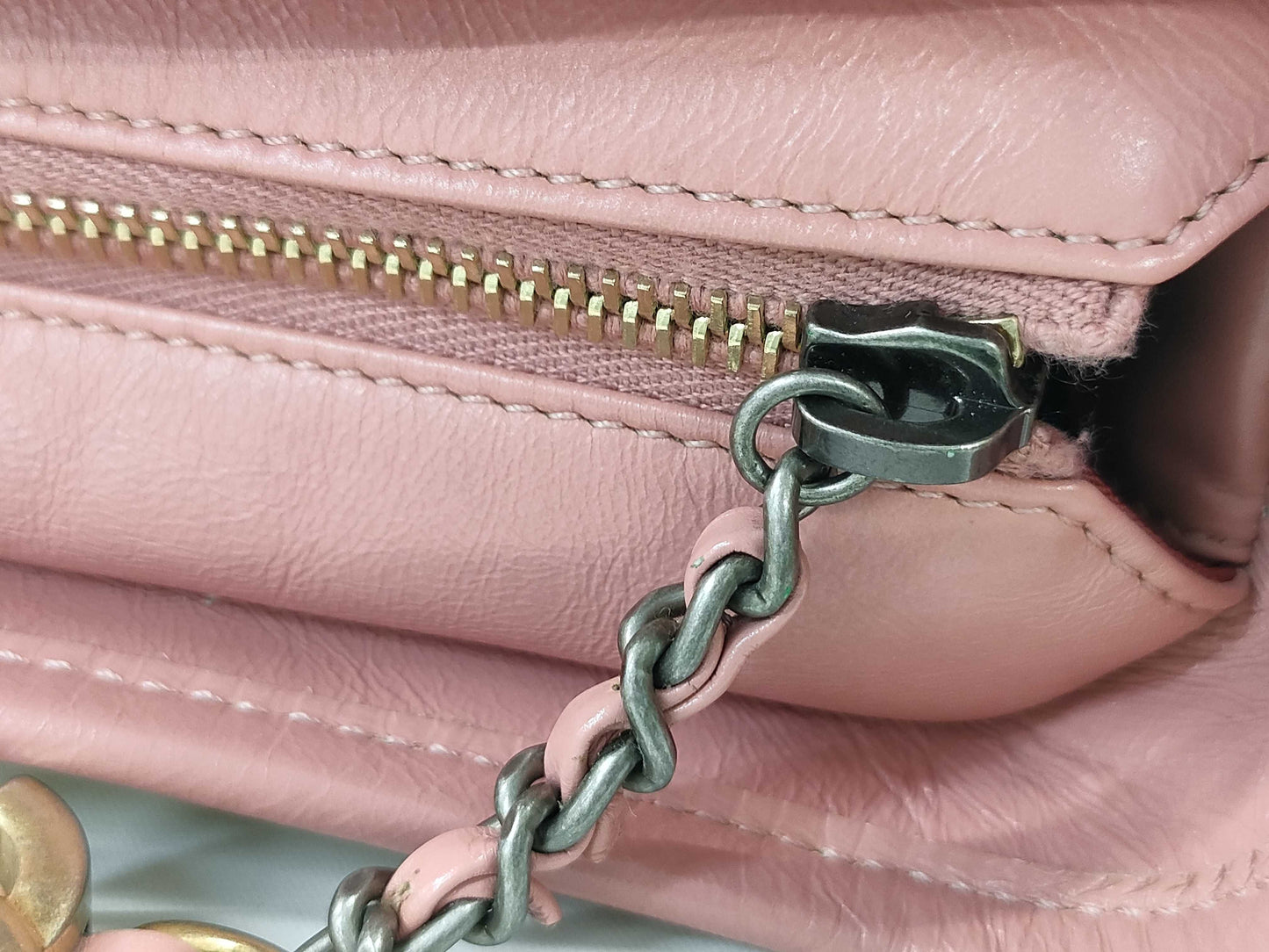 CHANEL Gabriel Chain Shoulder Bag with Seal