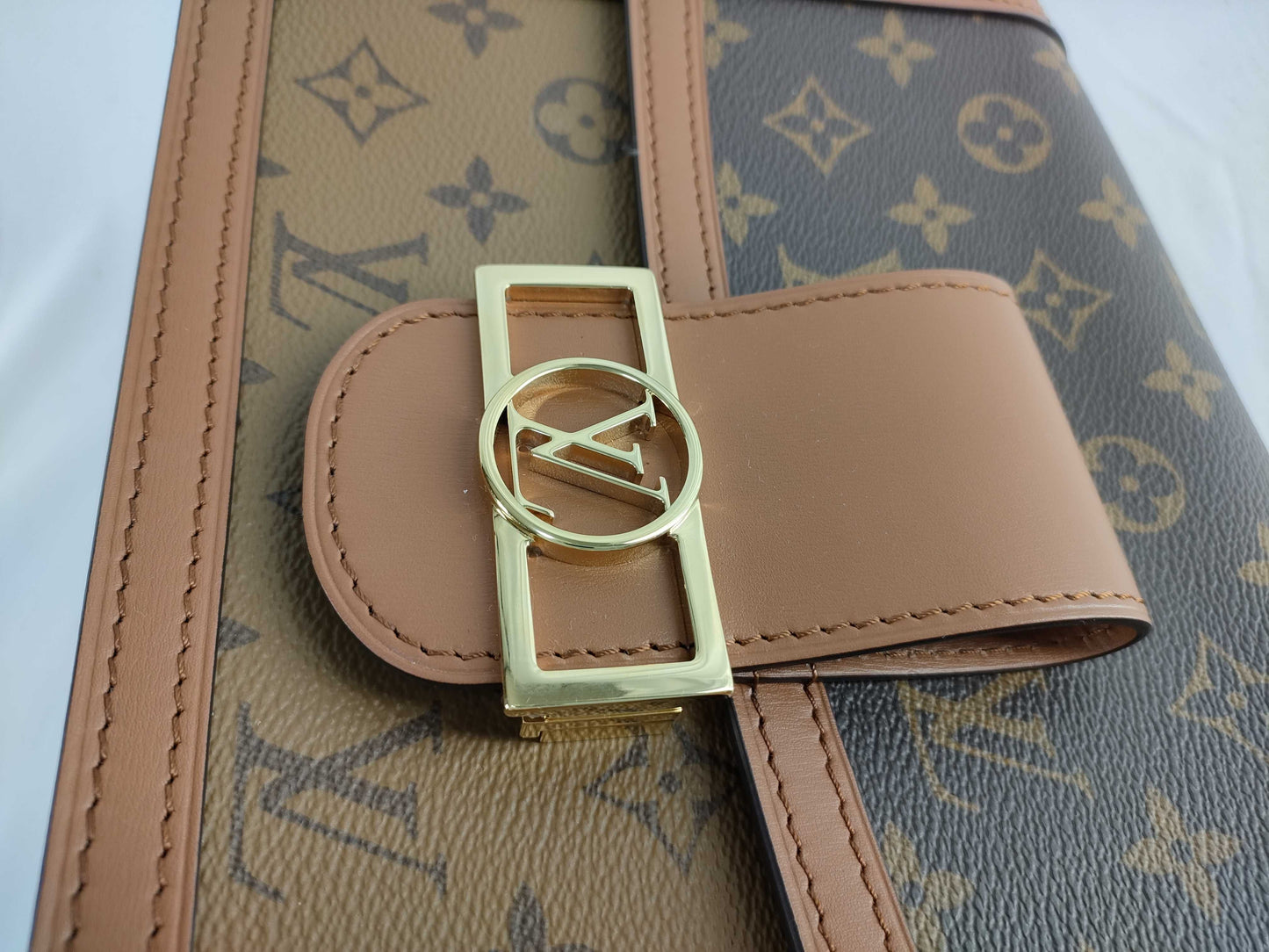 LOUIS VUITTON Monogram Louis Vuitton Dauphine MM Shoulder Bag