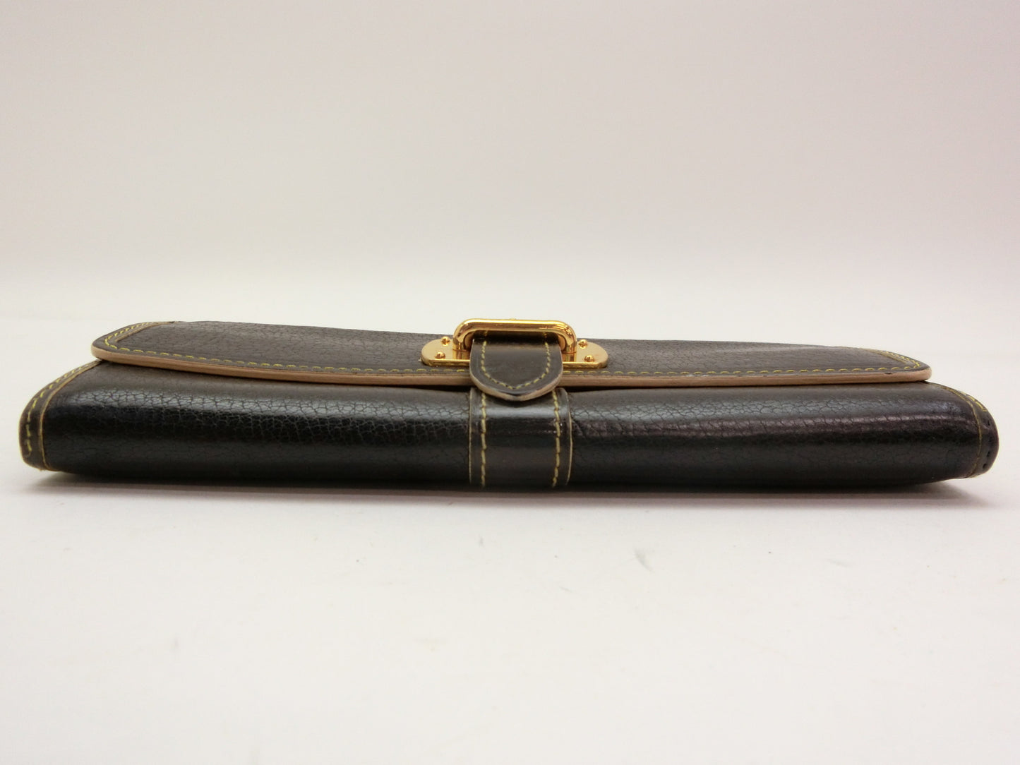 LOUIS VUITTON Suhali Favori Wallet