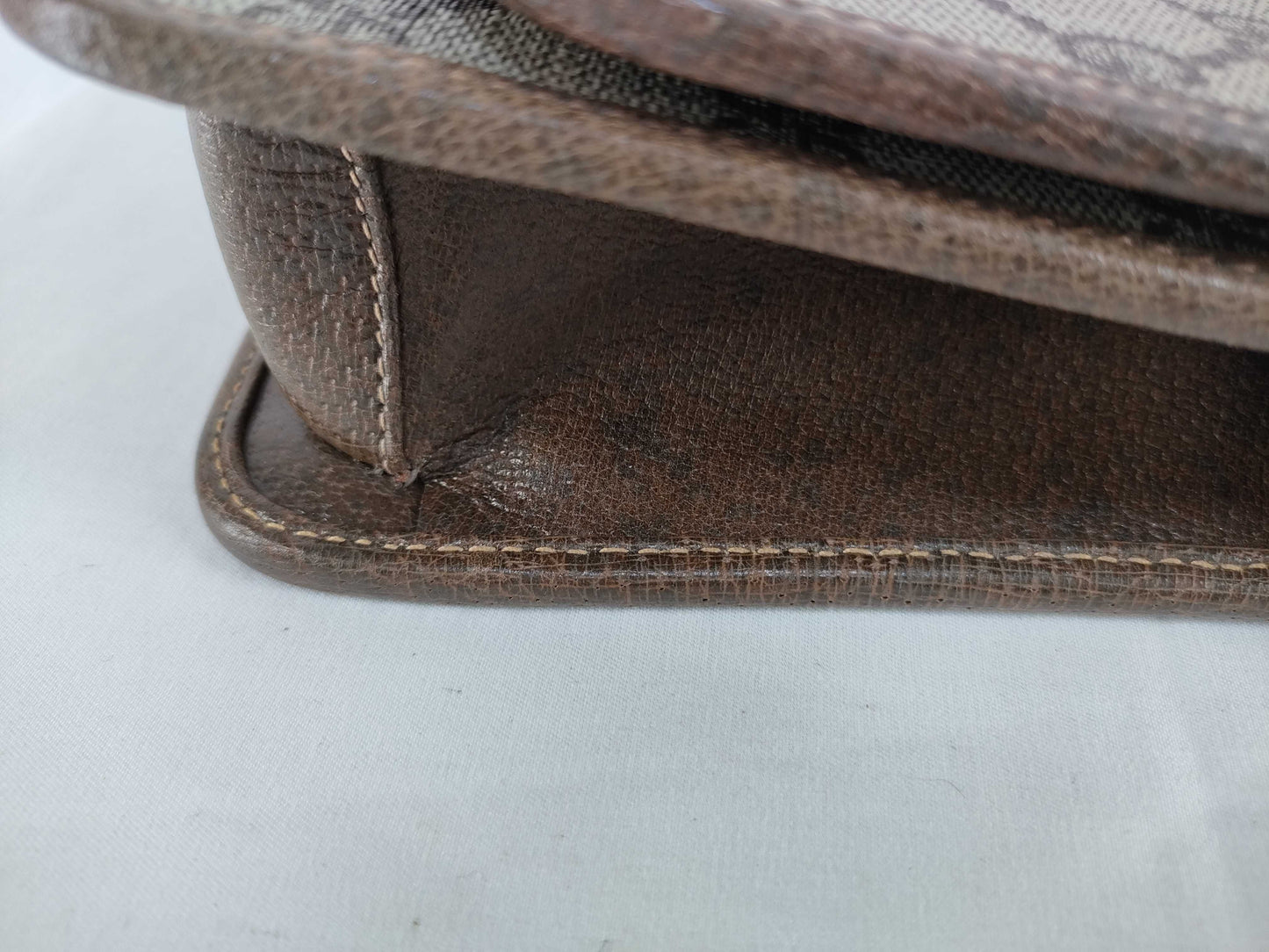 GUCCI Old Gucci Sherry Shoulder Bag