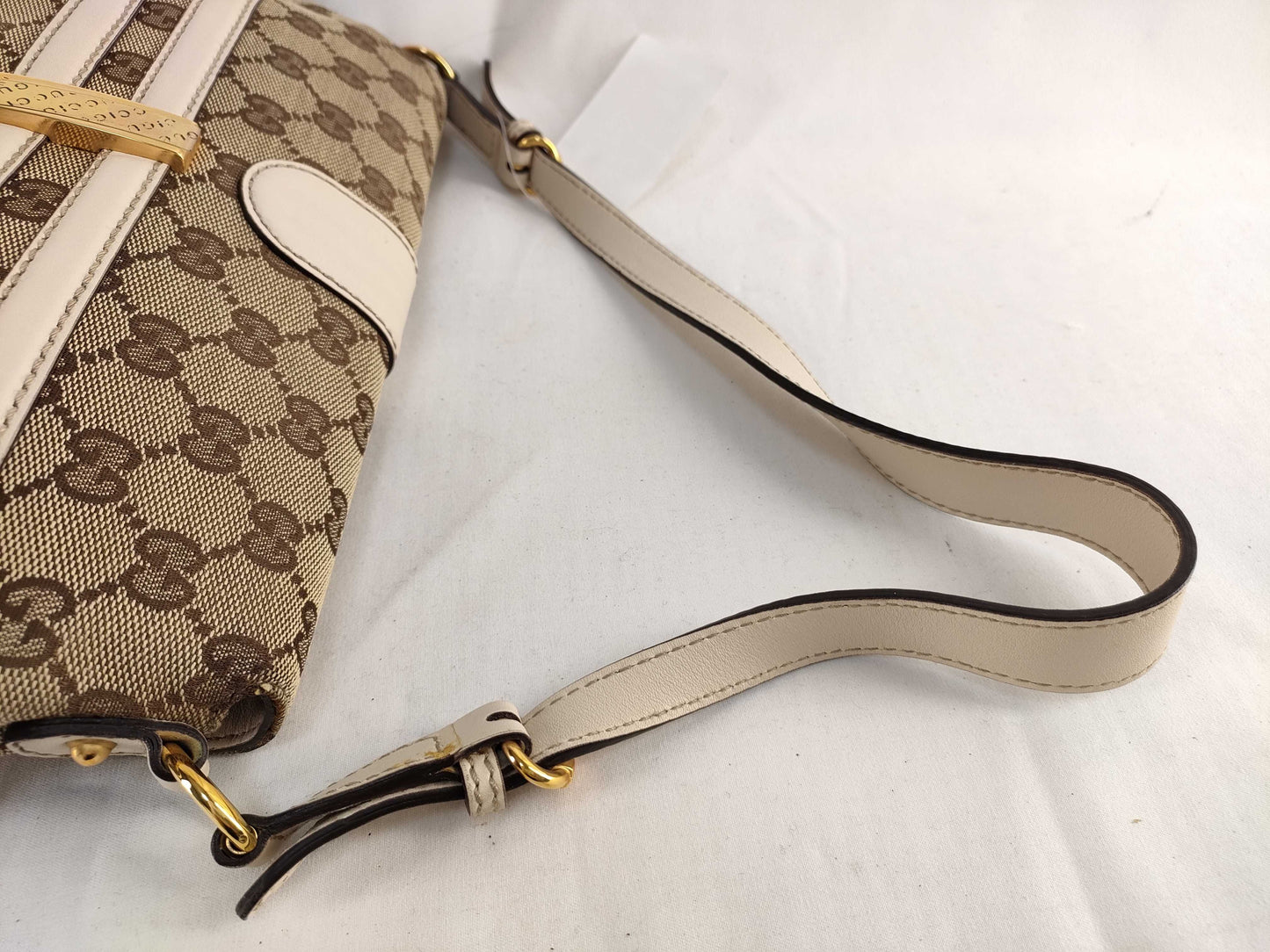 GUCCI Horsebit One-Shoulder Shoulder Bag