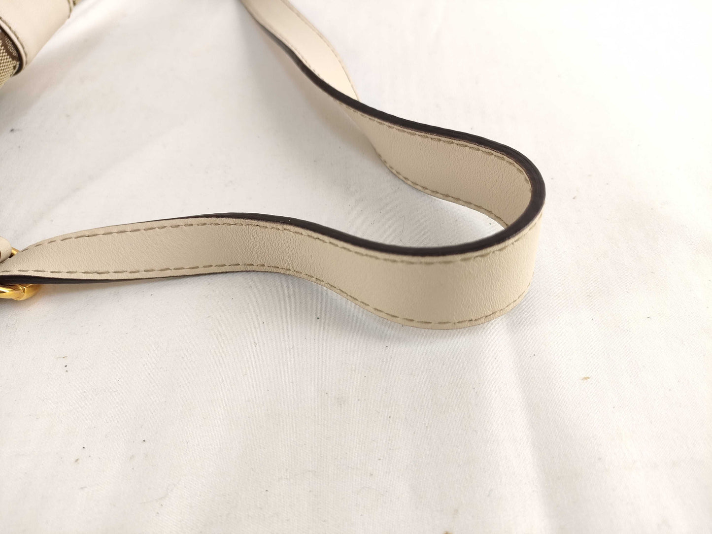 GUCCI Horsebit One-Shoulder Shoulder Bag