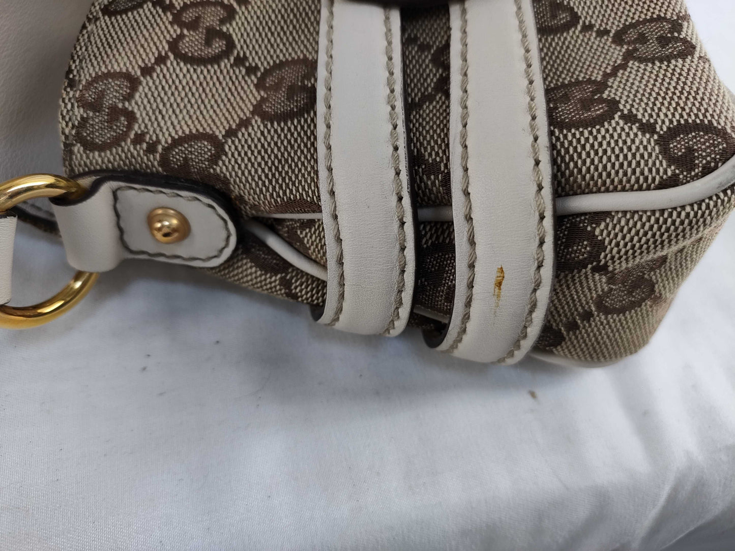 GUCCI Horsebit One-Shoulder Shoulder Bag