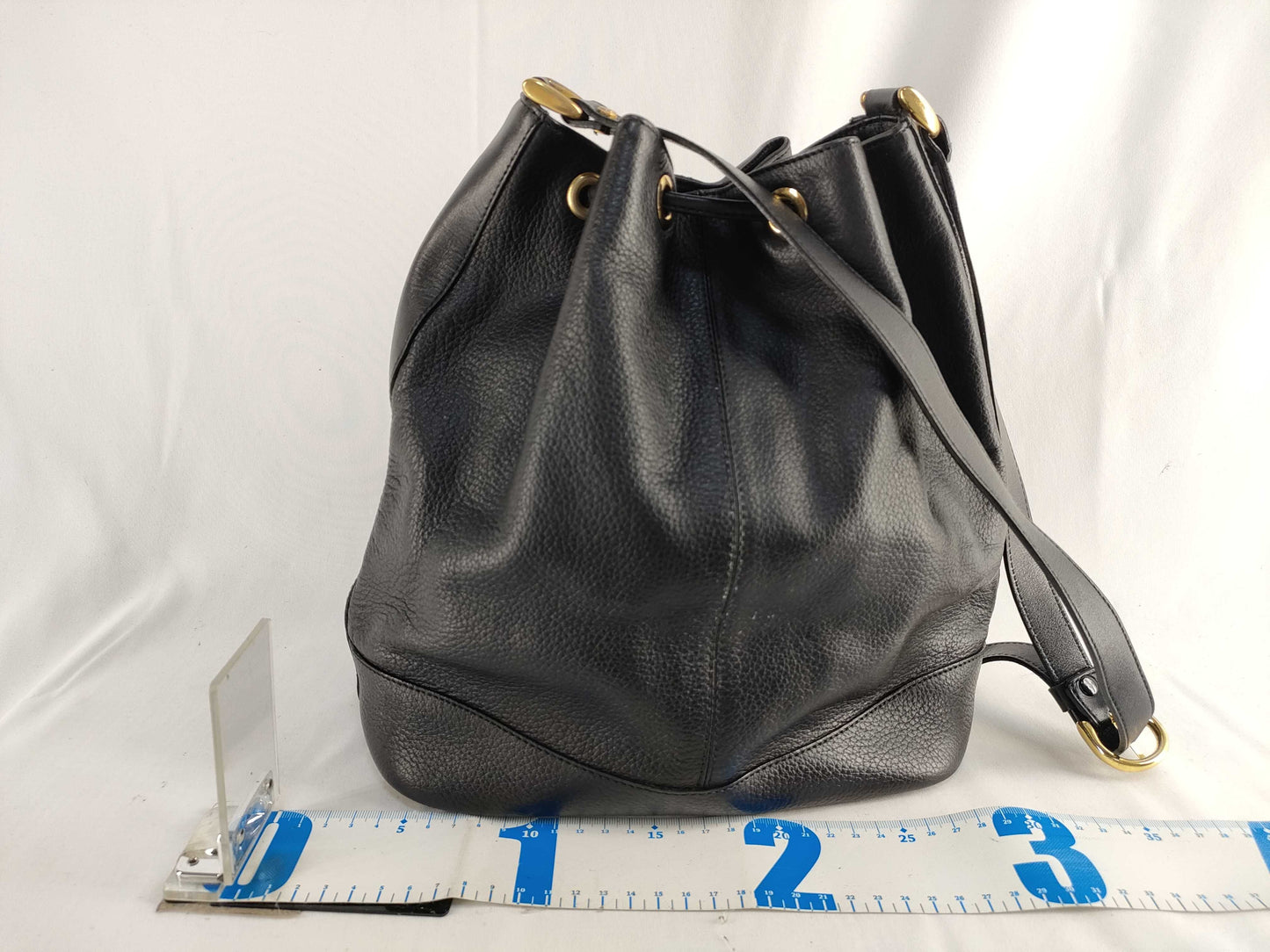 BURBERRY Drawstring Leather Shoulder Bag