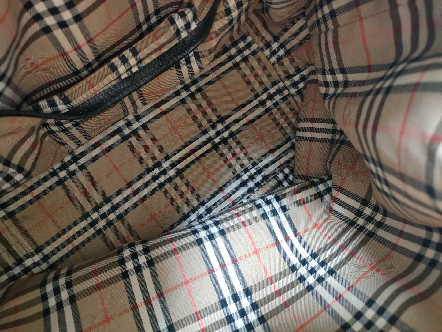 BURBERRY Drawstring Leather Shoulder Bag