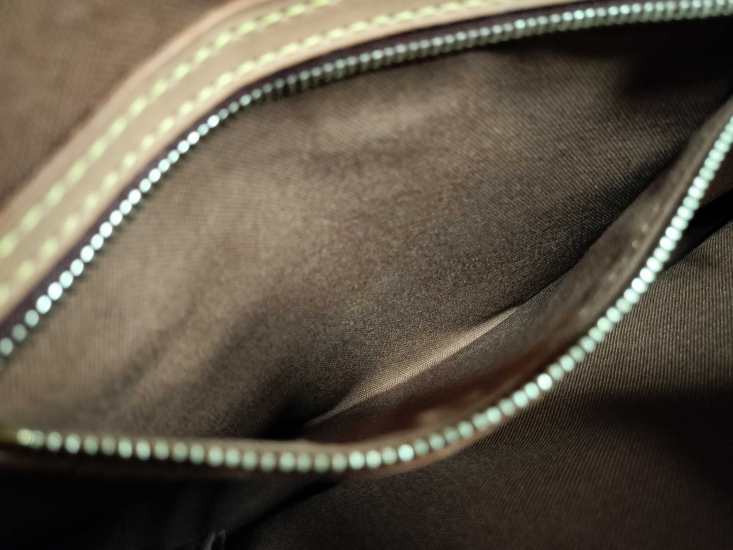 LOUIS VUITTON M51148 Monogram LV Shoulder Bag