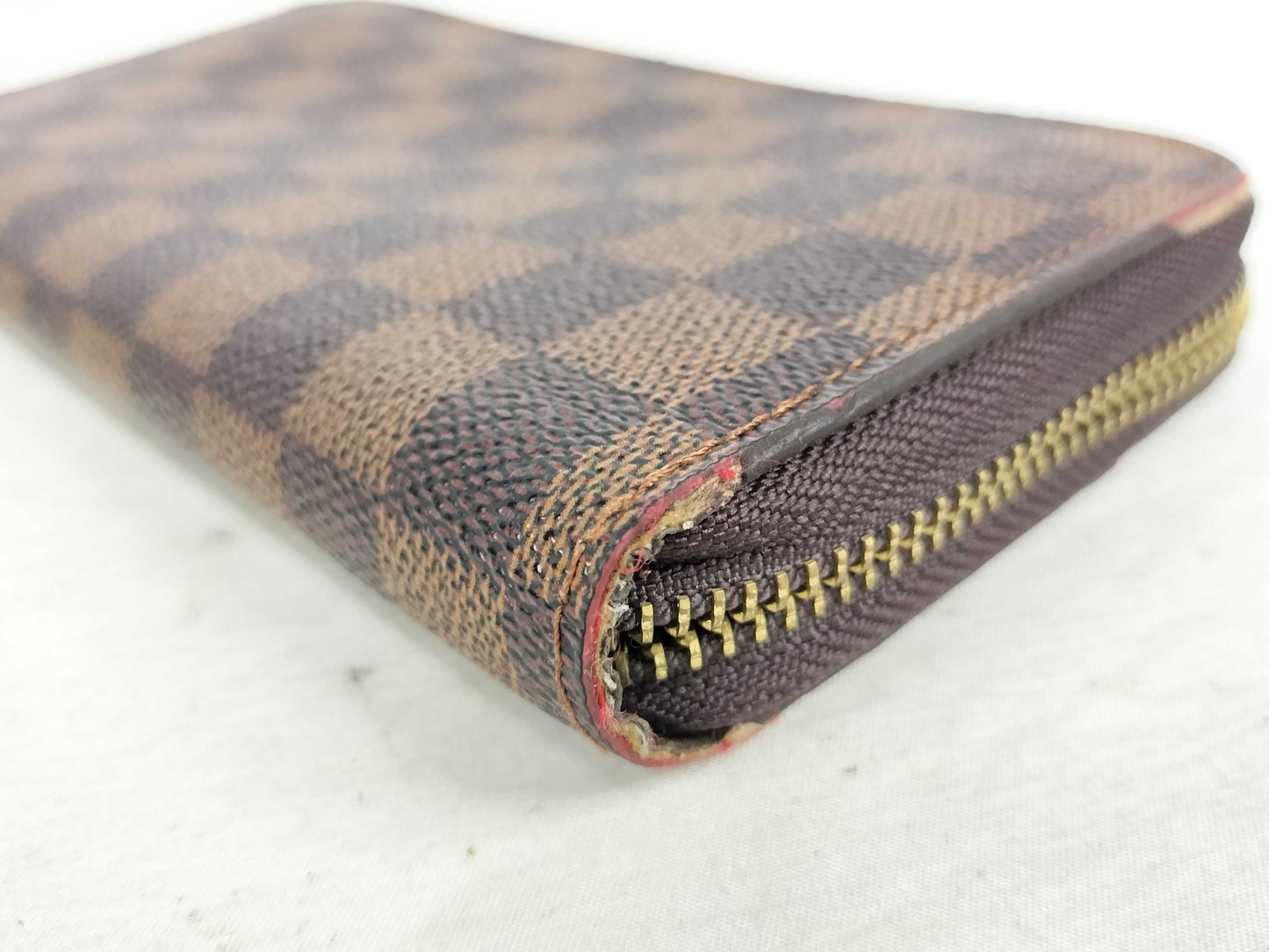 LOUIS VUITTON N60015 Damier LV Wallet