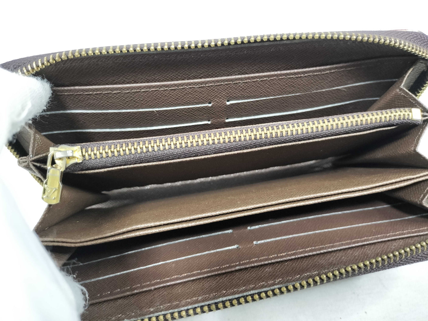 LOUIS VUITTON N60015 Damier LV Wallet